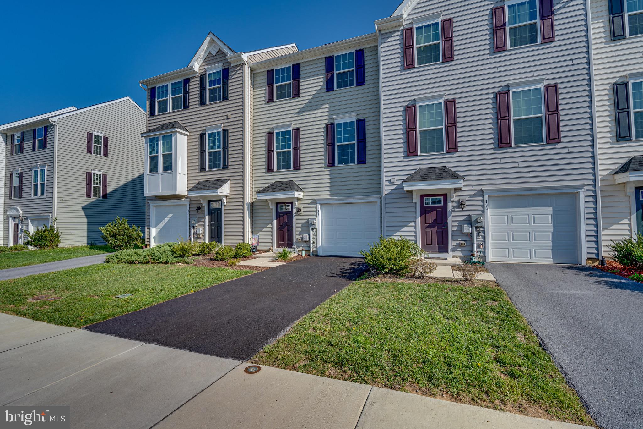 POTOMAC STATION - Residential