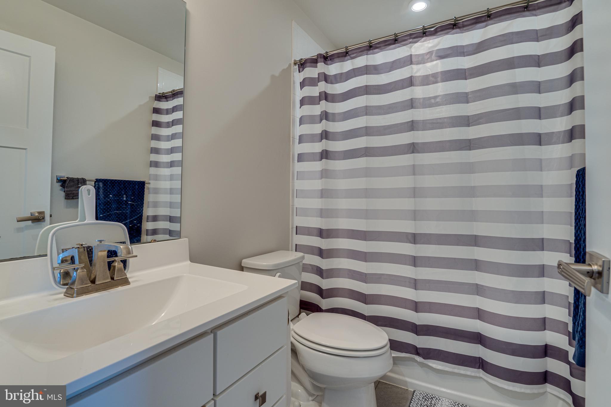 POTOMAC STATION - Residential