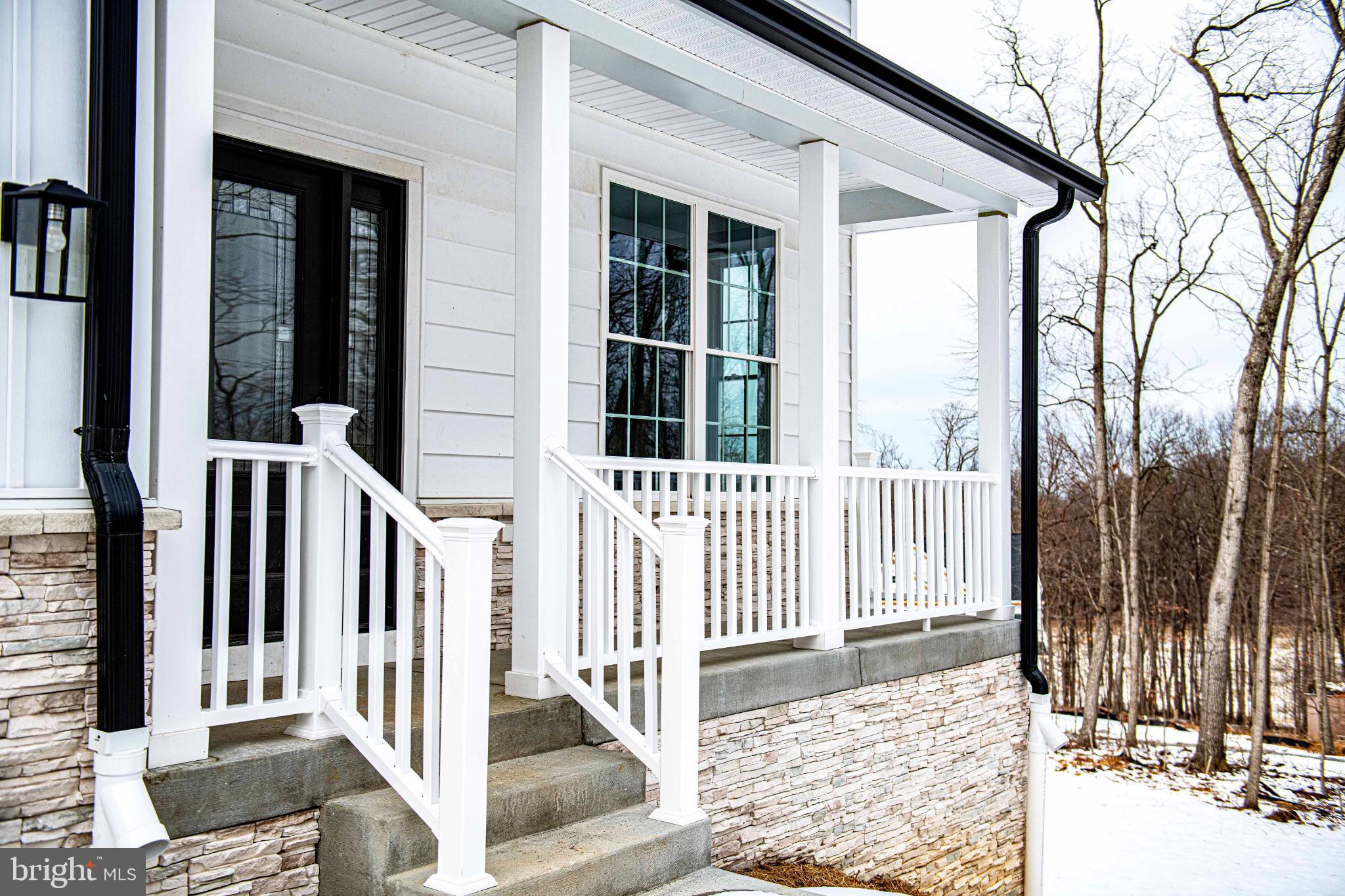 831 DEER RIDGE DRIVE