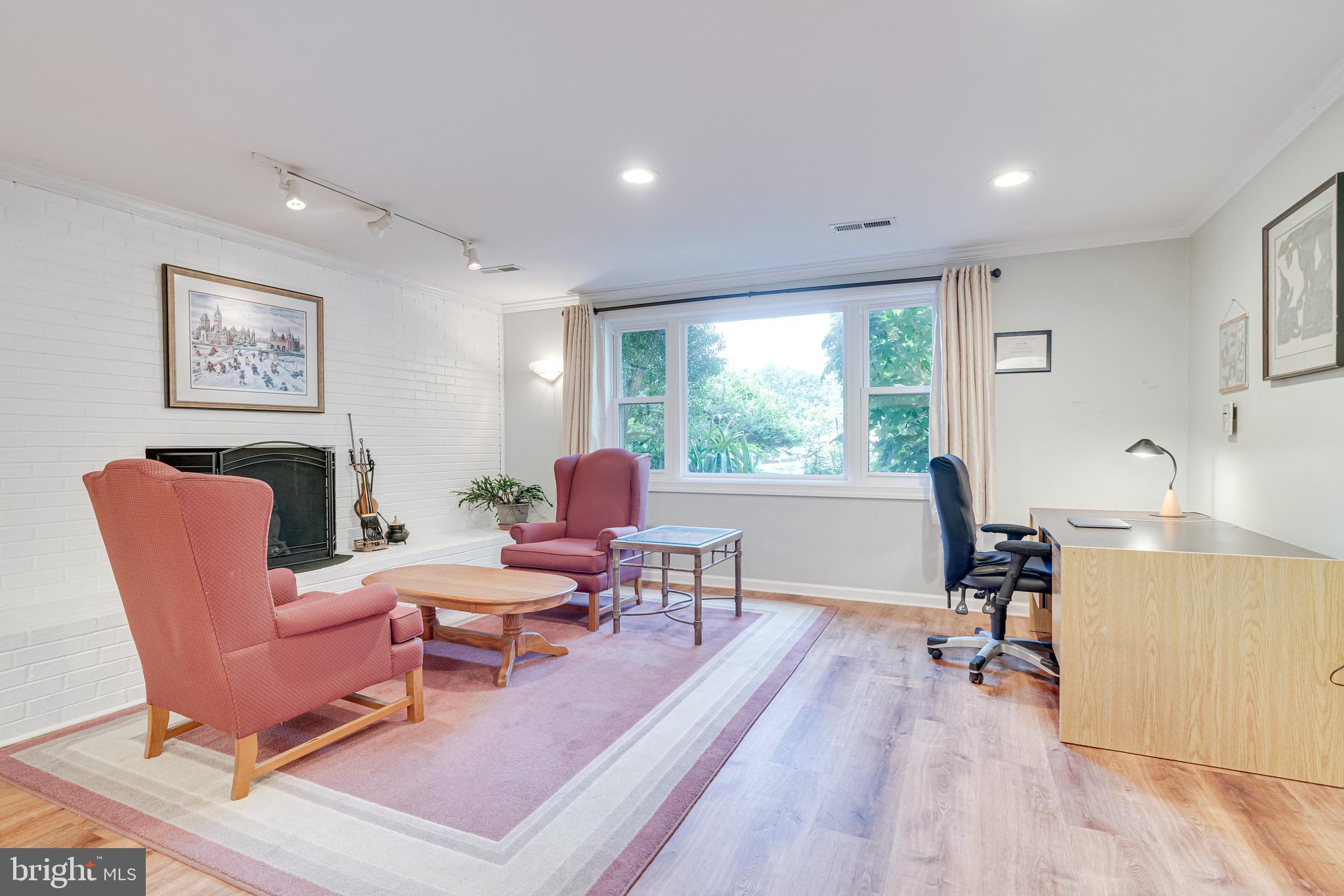 TYSONS GREEN - Residential