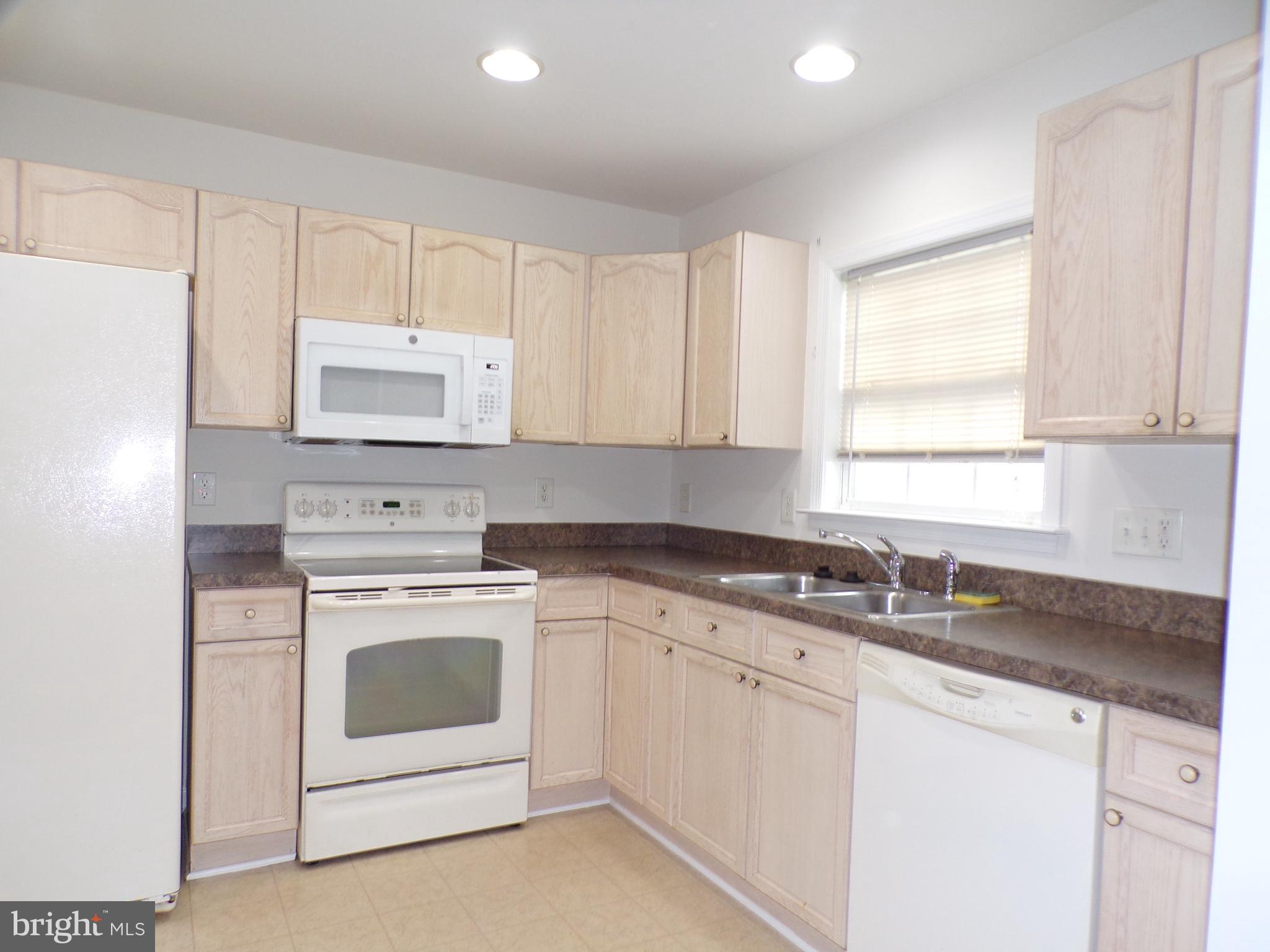 FAIRWAYS WEST - Residential