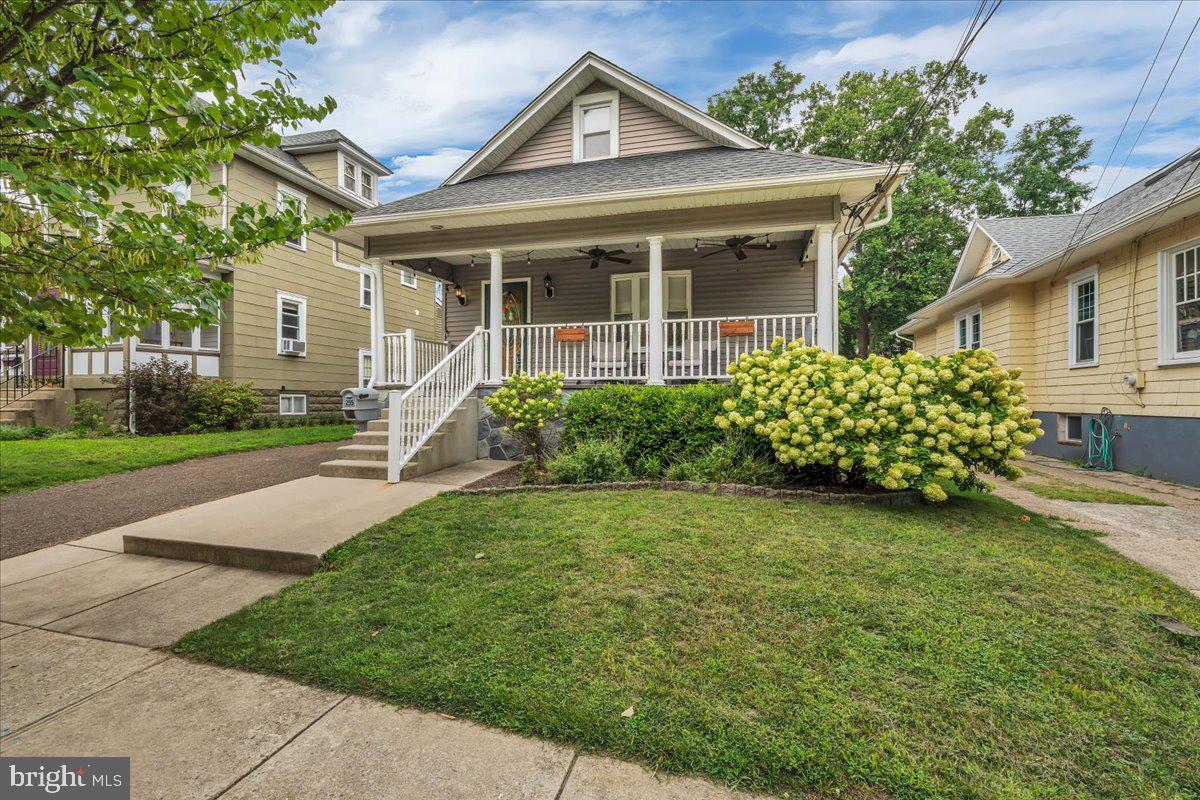 255 WOODLAWN TERRACE