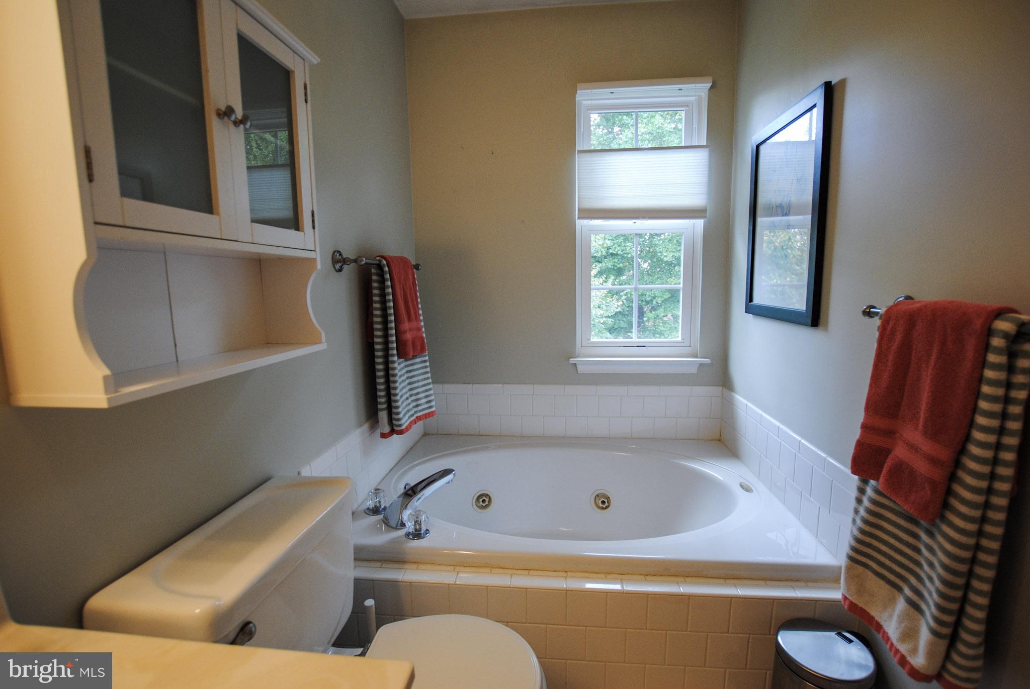 HUNTERS RUN - Residential