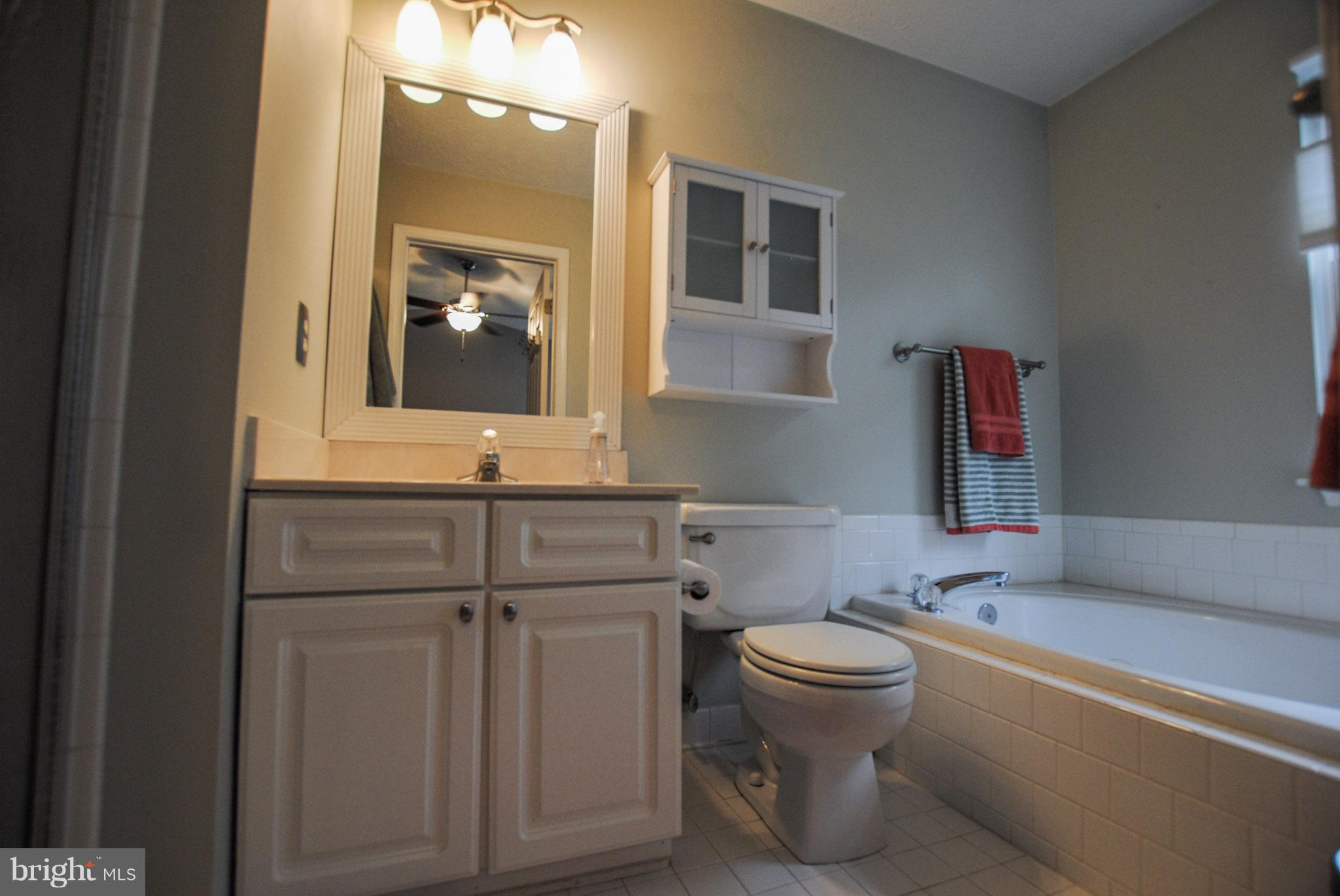 HUNTERS RUN - Residential