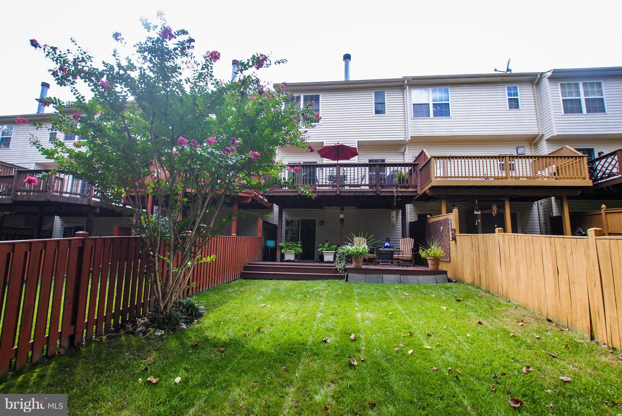 HUNTERS RUN - Residential