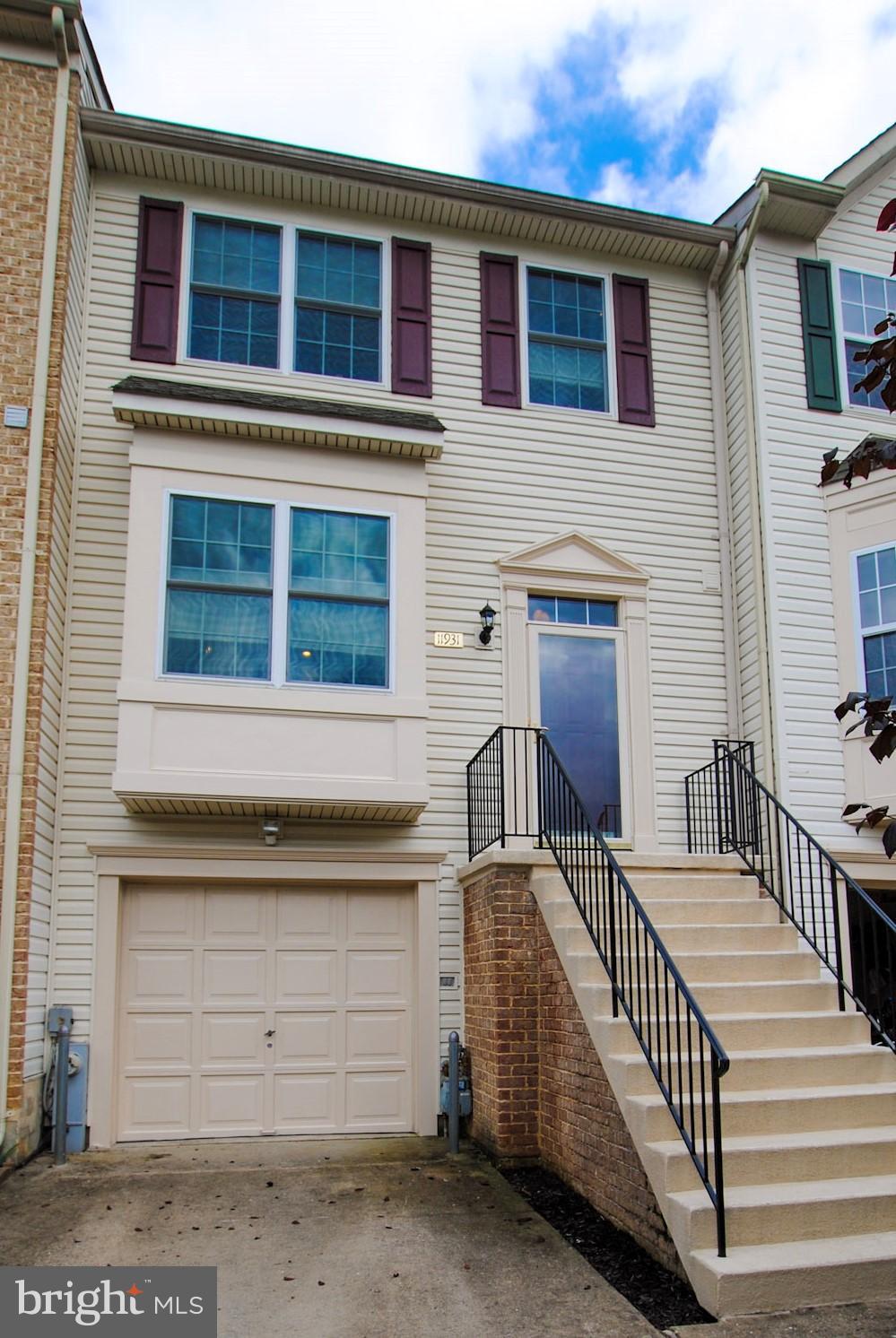 HUNTERS RUN - Residential