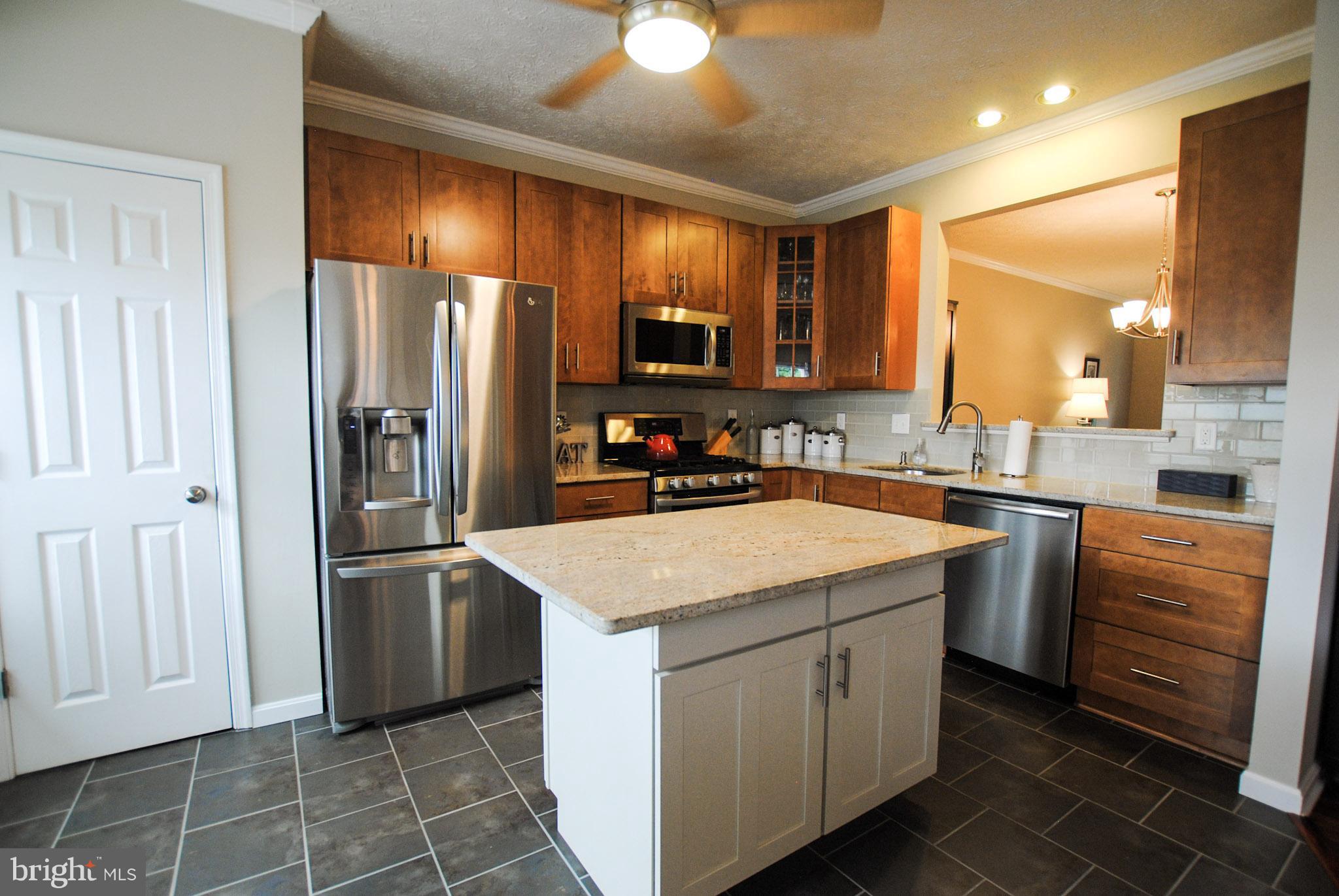 HUNTERS RUN - Residential