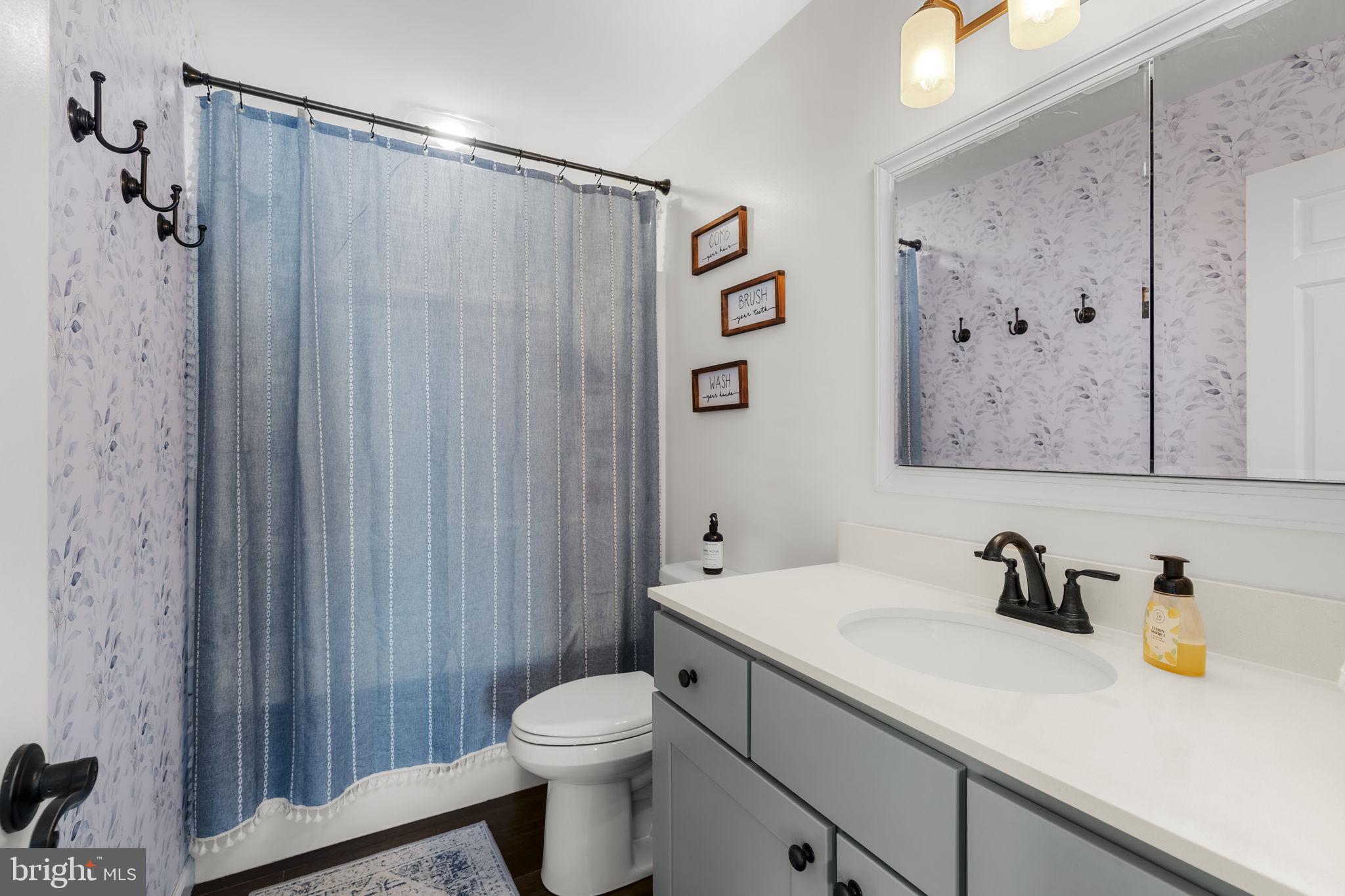 ELIZABETH TWP - Residential