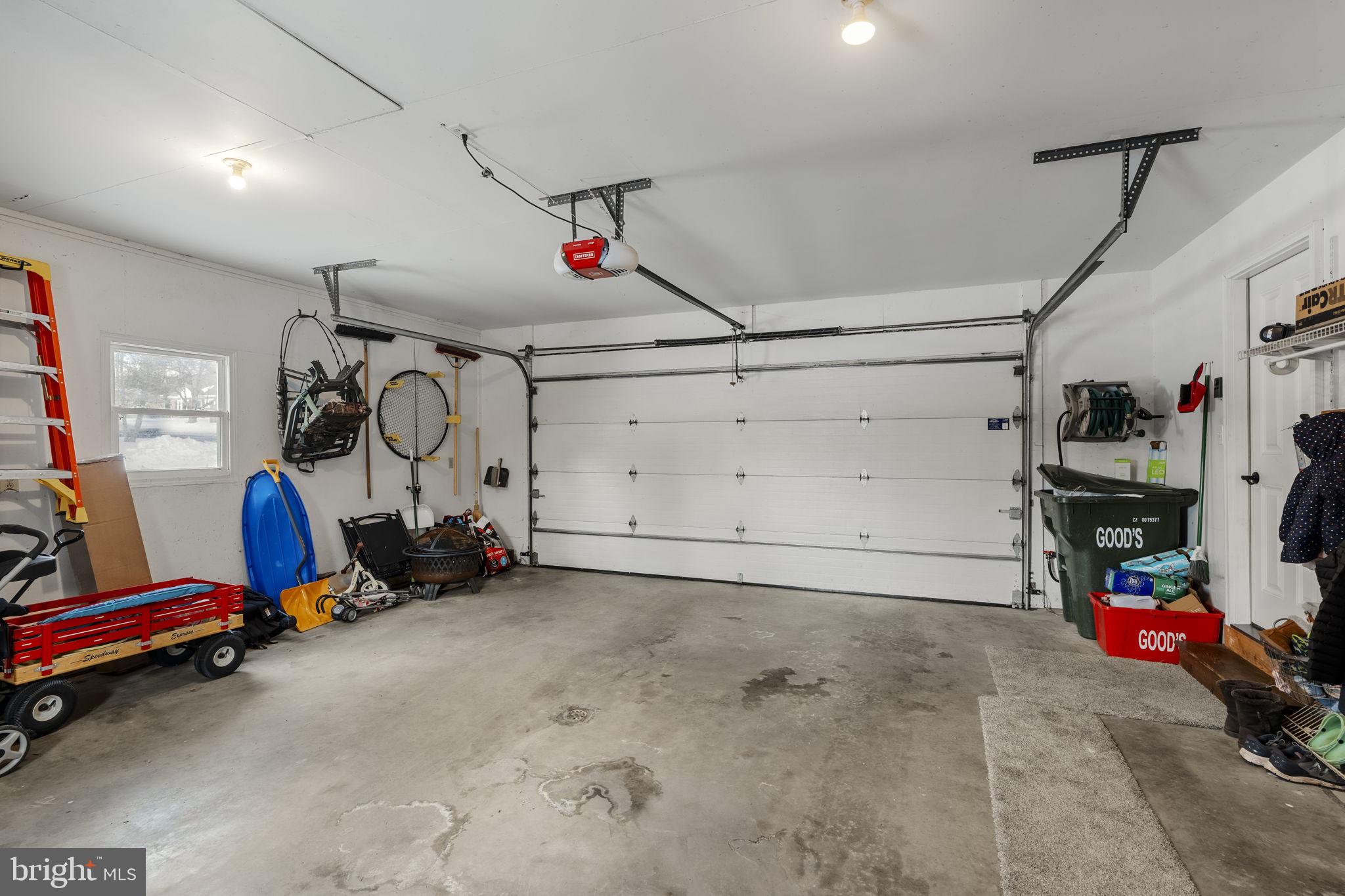 ELIZABETH TWP - Residential