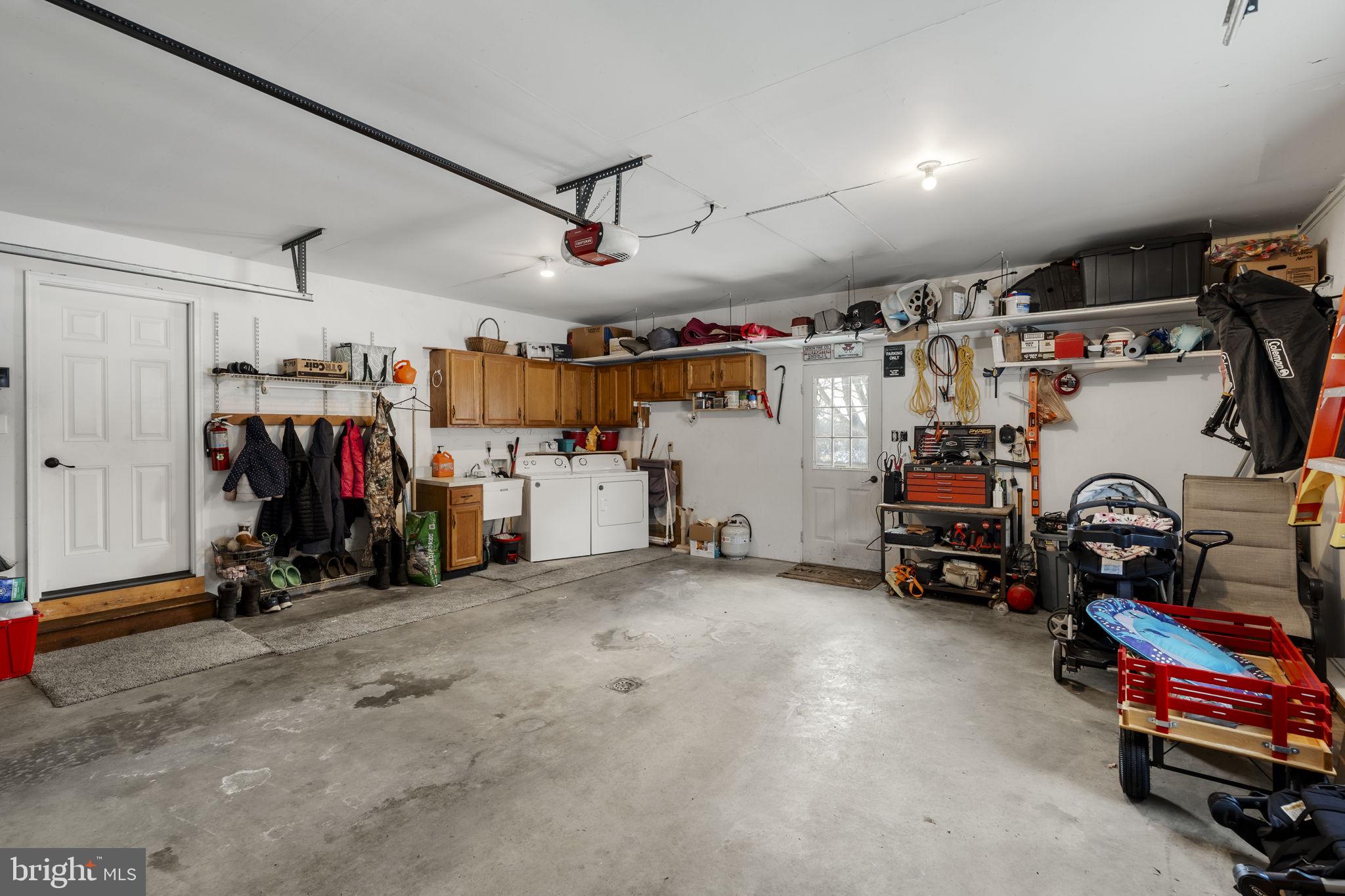 ELIZABETH TWP - Residential