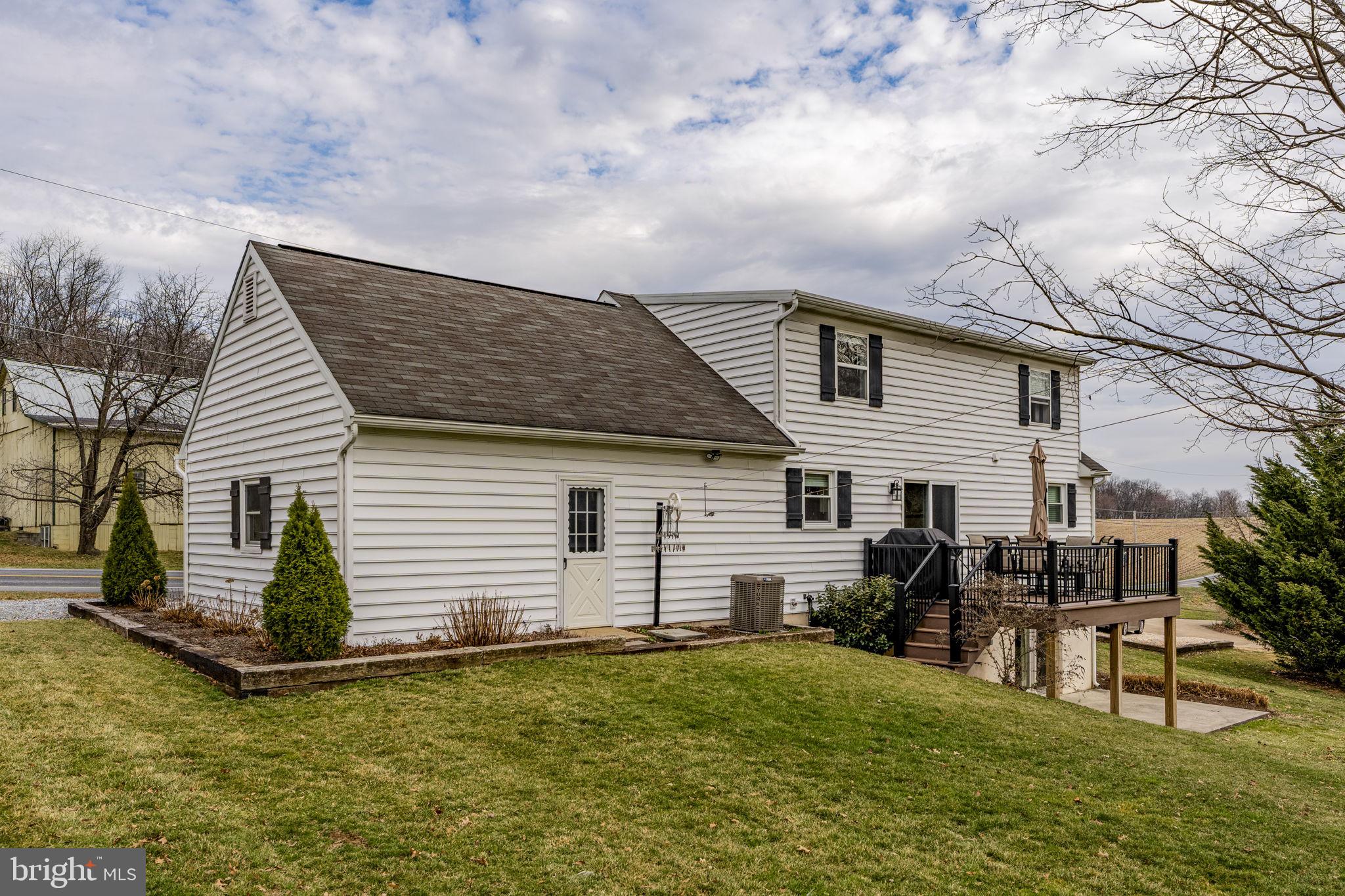 ELIZABETH TWP - Residential