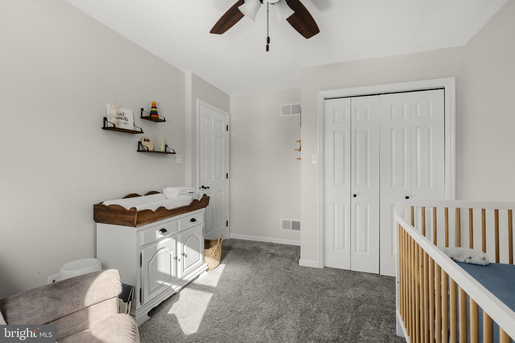 ELIZABETH TWP - Residential