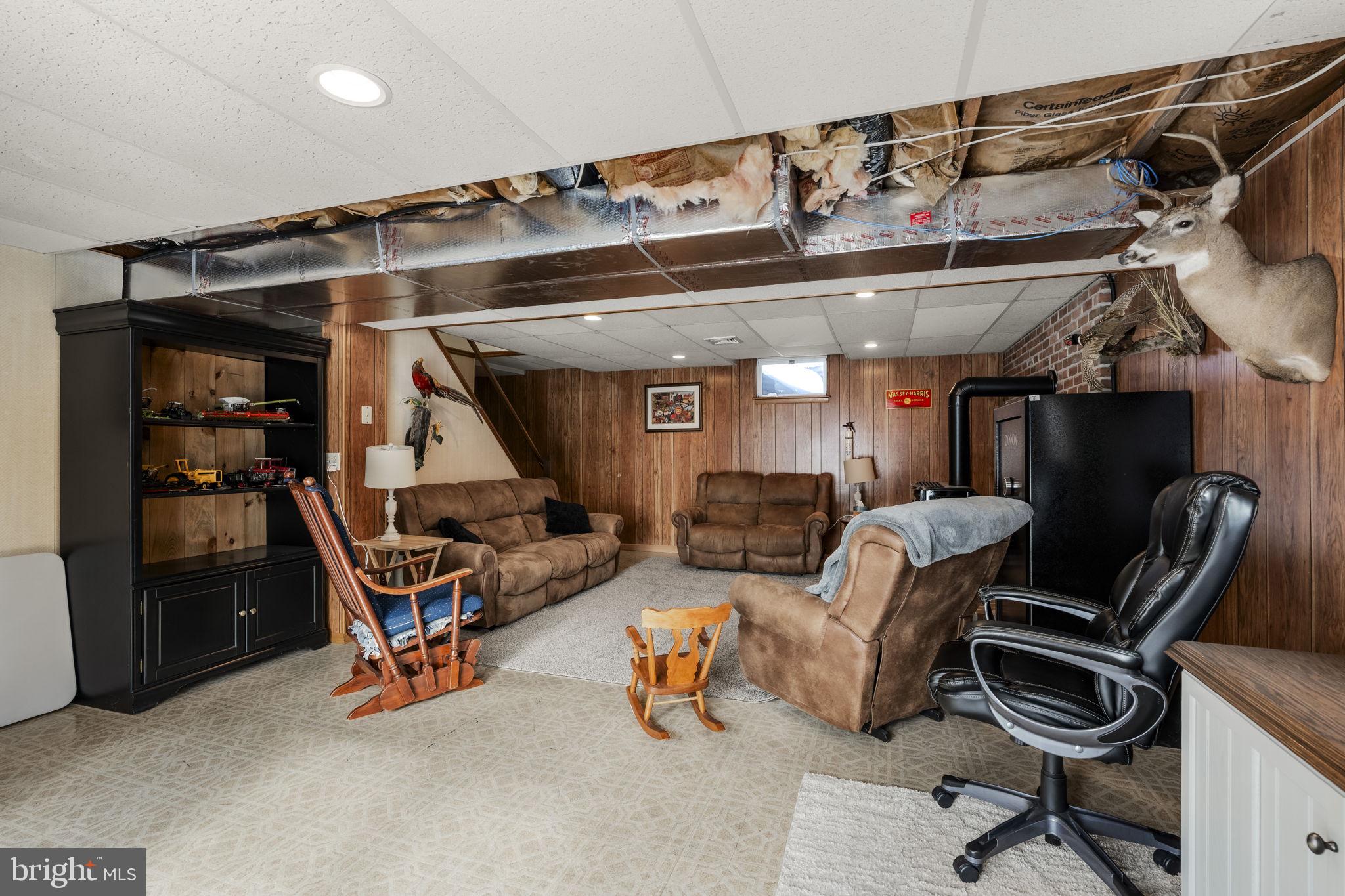 ELIZABETH TWP - Residential