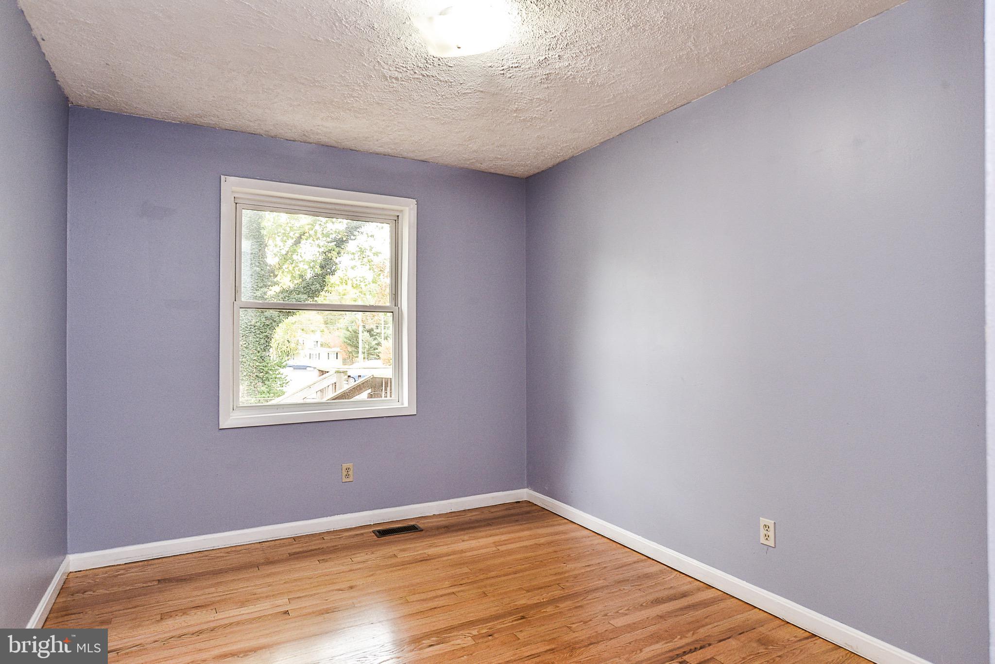 SOUTHGATE - Residential