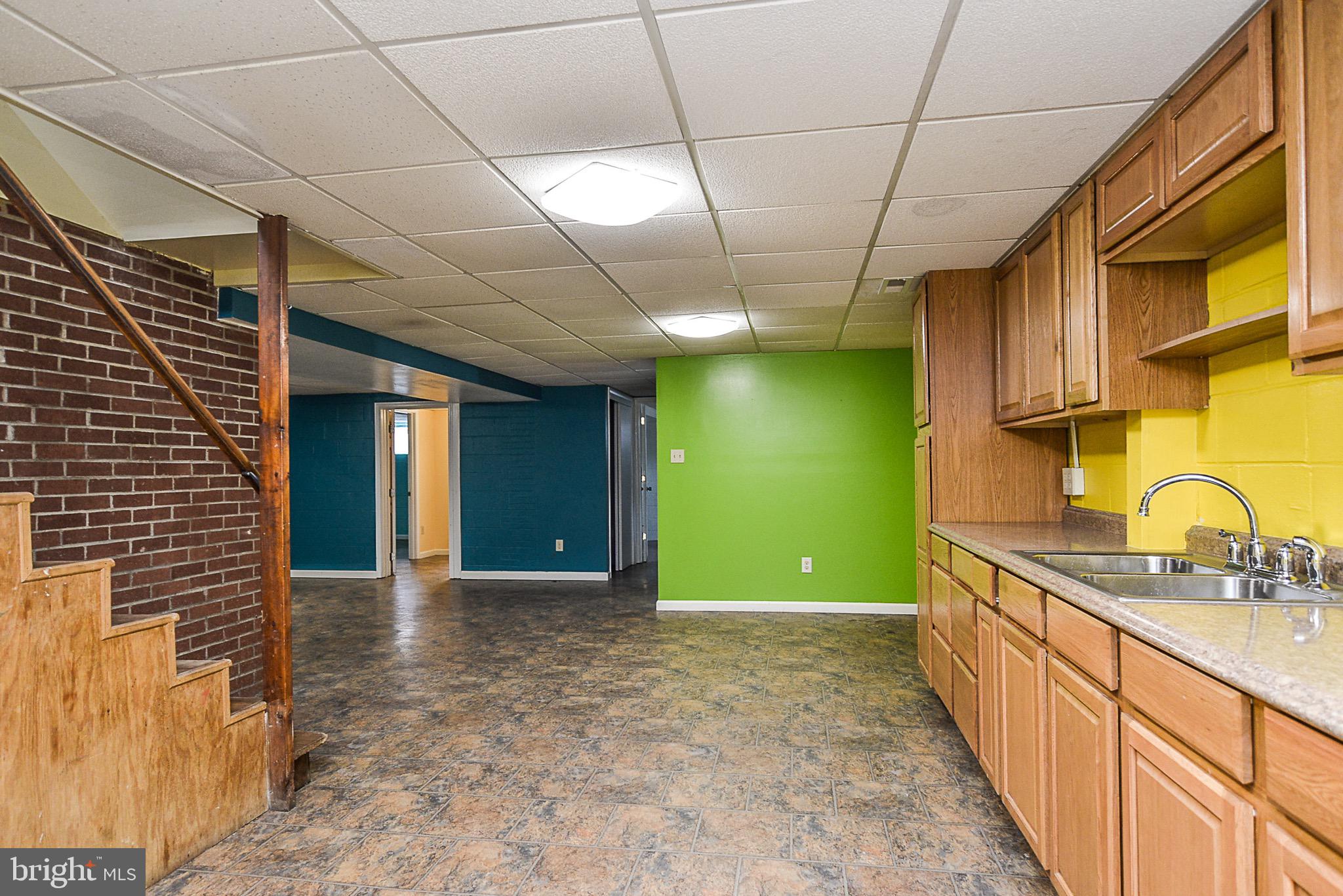 SOUTHGATE - Residential