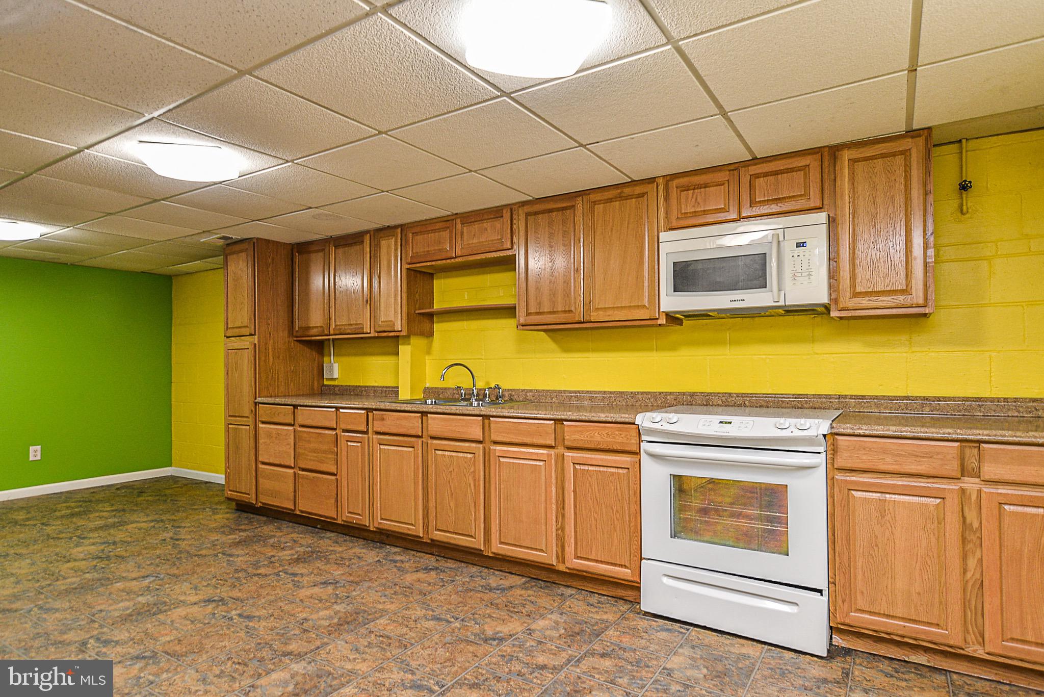 SOUTHGATE - Residential