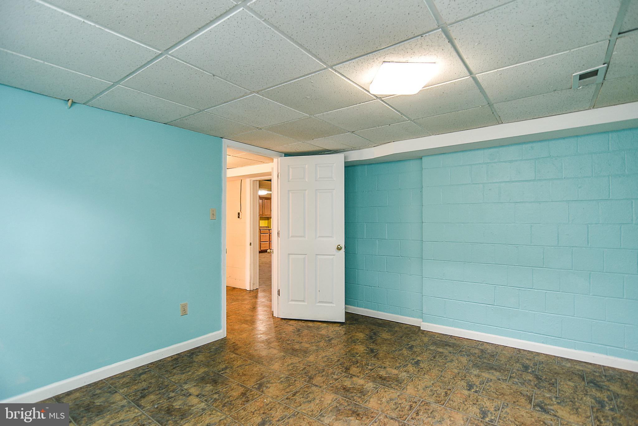 SOUTHGATE - Residential