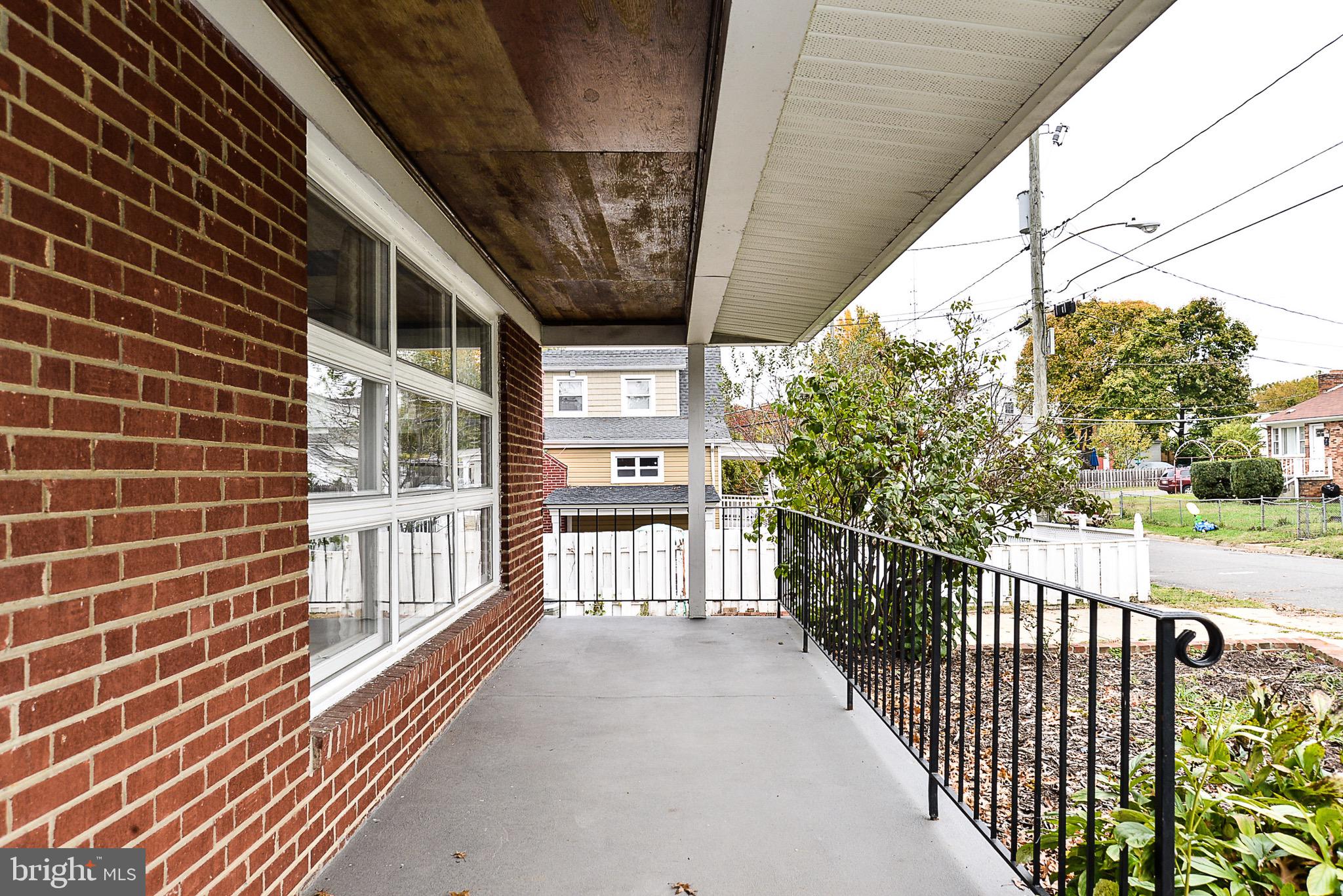 SOUTHGATE - Residential