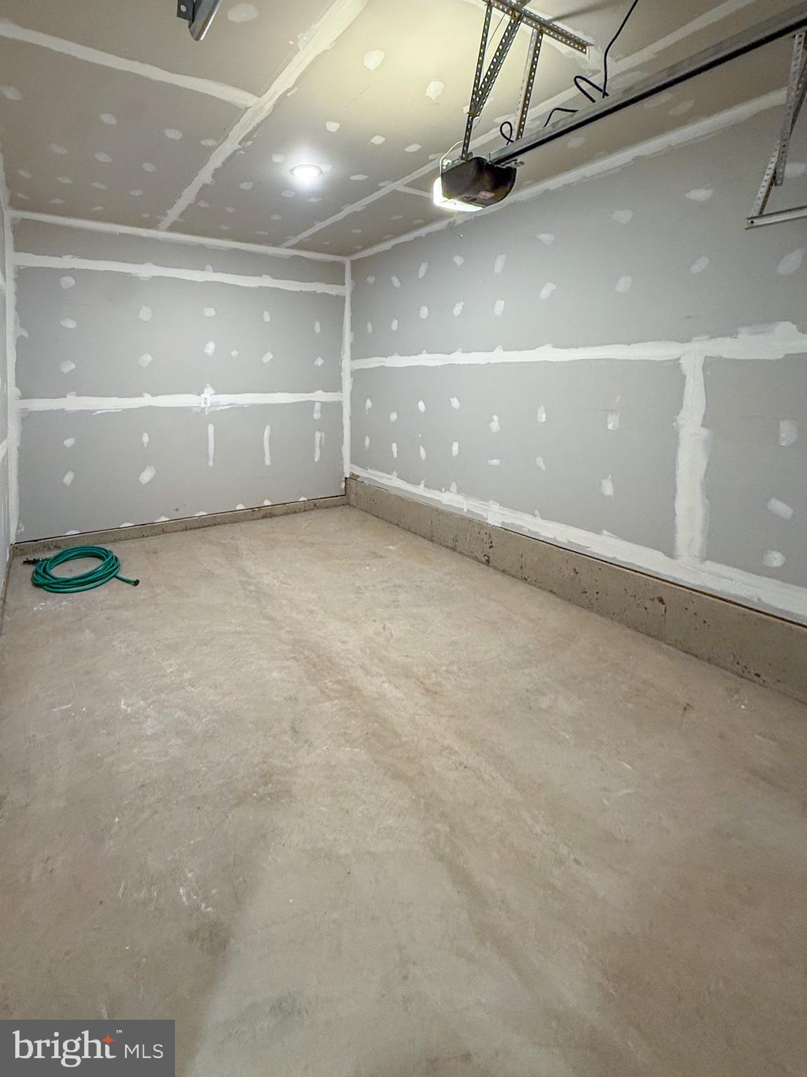 WILDERNESS SHORES - Residential Lease