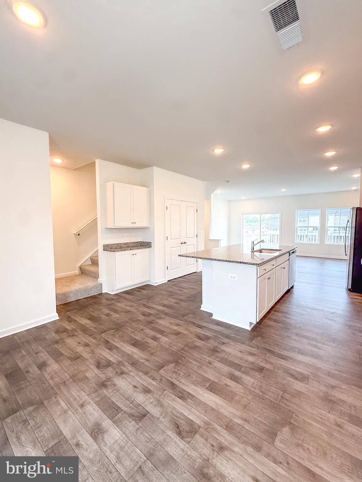 WILDERNESS SHORES - Residential Lease