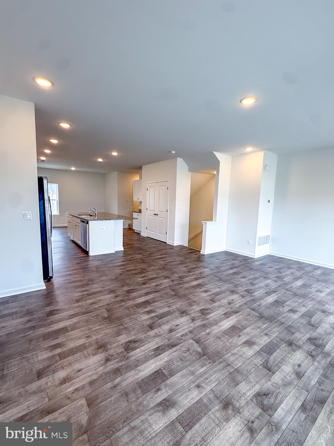 WILDERNESS SHORES - Residential Lease