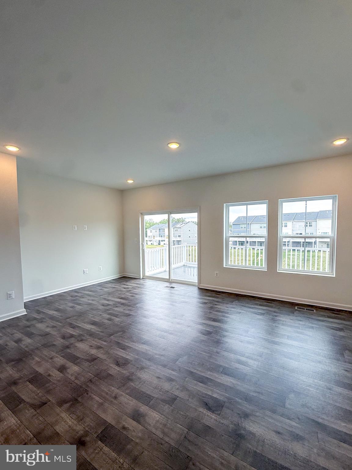 WILDERNESS SHORES - Residential Lease