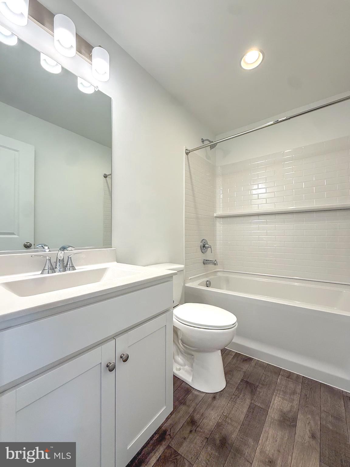 WILDERNESS SHORES - Residential Lease