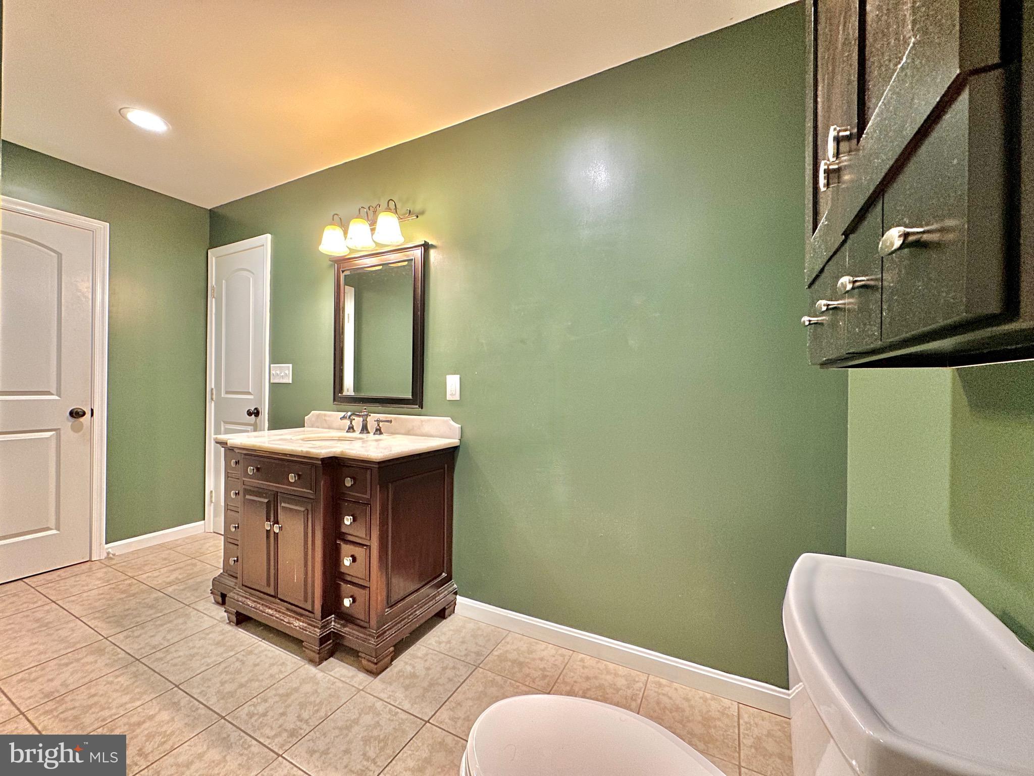 THOMPSON FARMS - Residential Lease