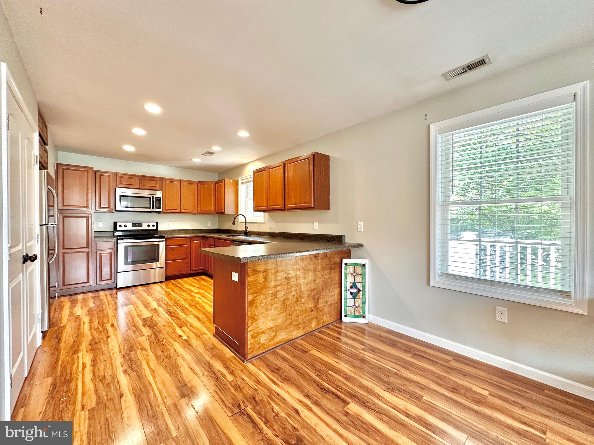 THOMPSON FARMS - Residential Lease