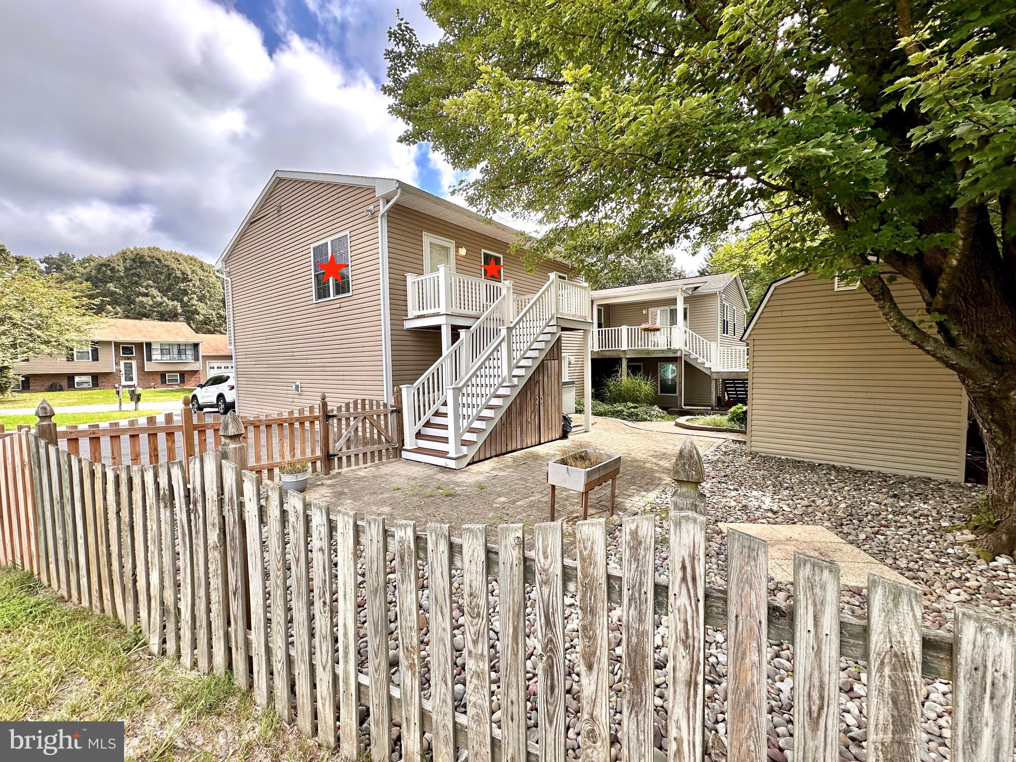 THOMPSON FARMS - Residential Lease