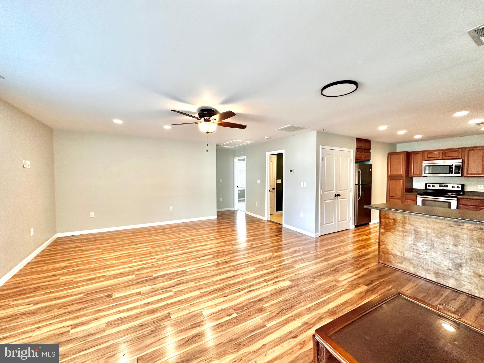 THOMPSON FARMS - Residential Lease