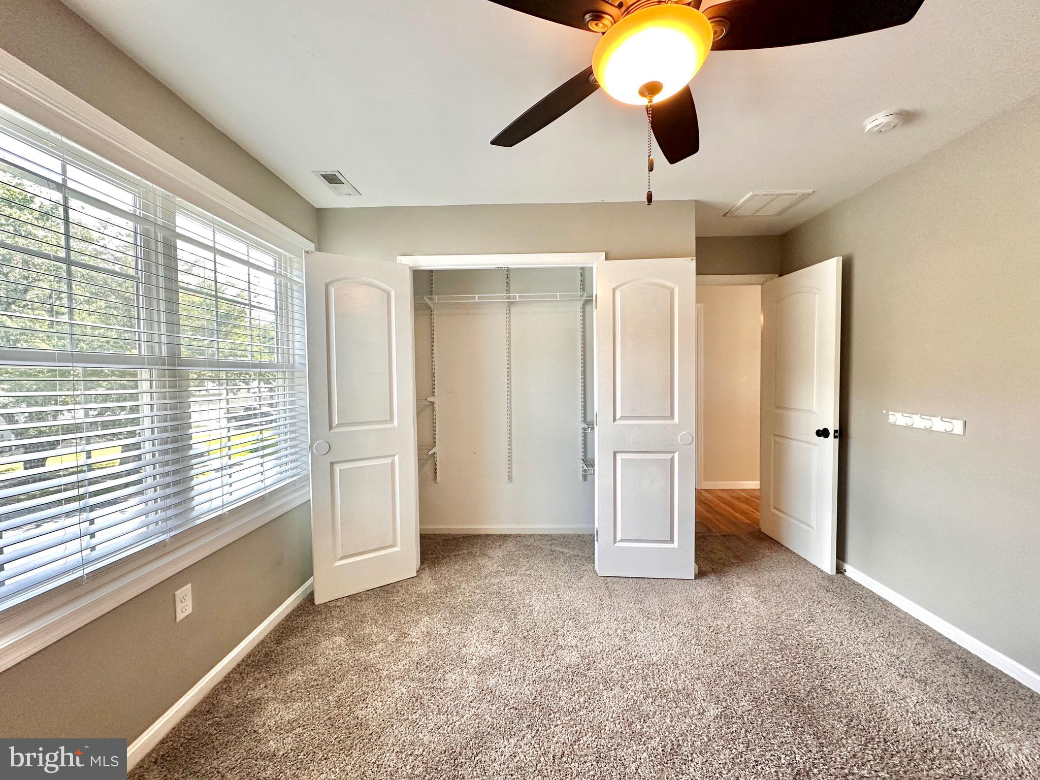 THOMPSON FARMS - Residential Lease