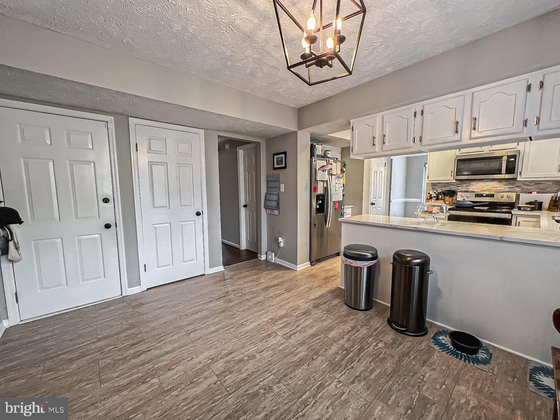 XANADU ESTATES - Residential Lease