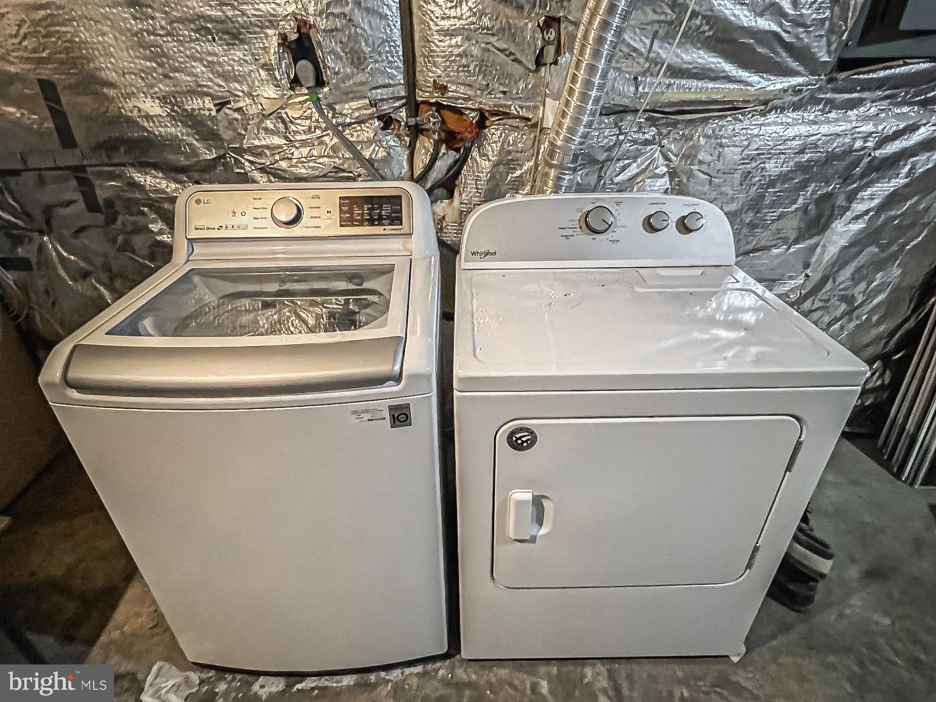 XANADU ESTATES - Residential Lease