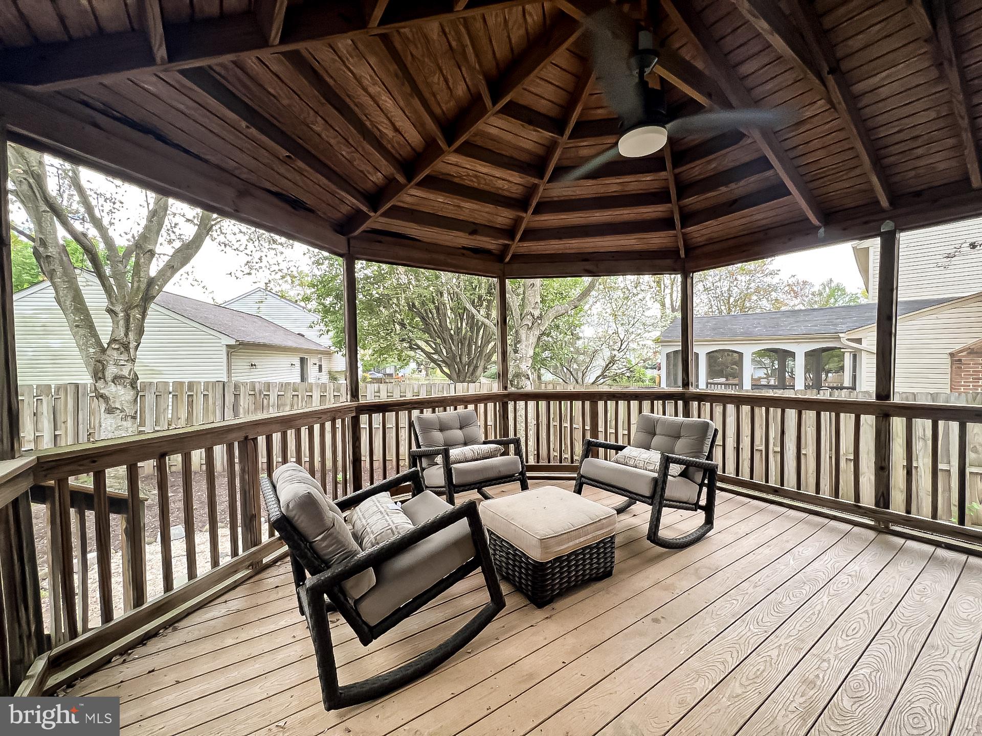 XANADU ESTATES - Residential Lease