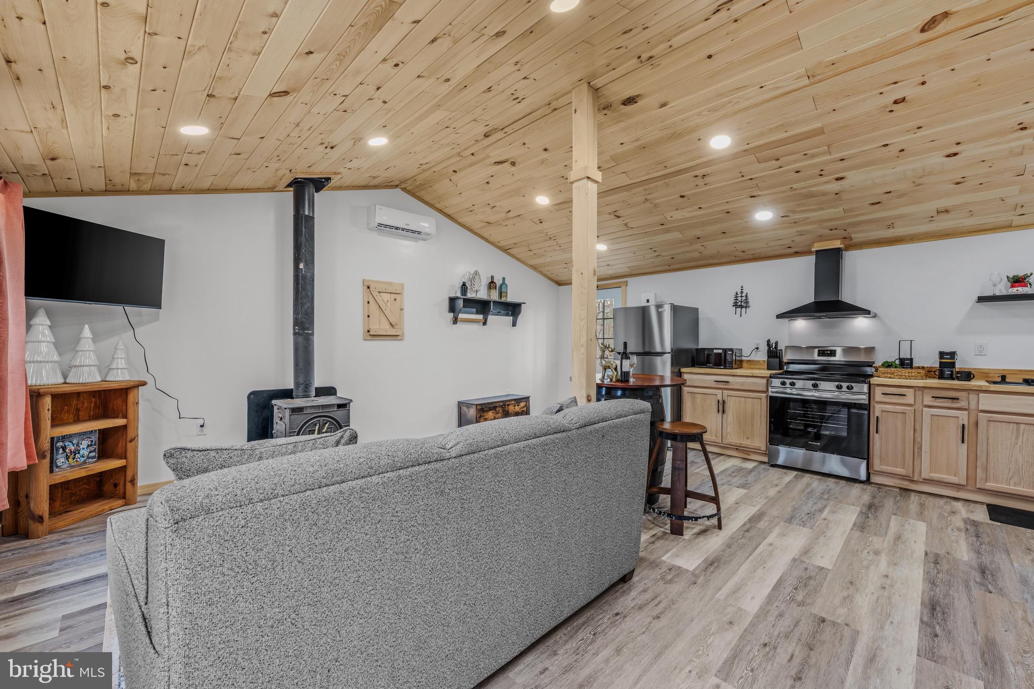 CACAPON RIDGE - Residential