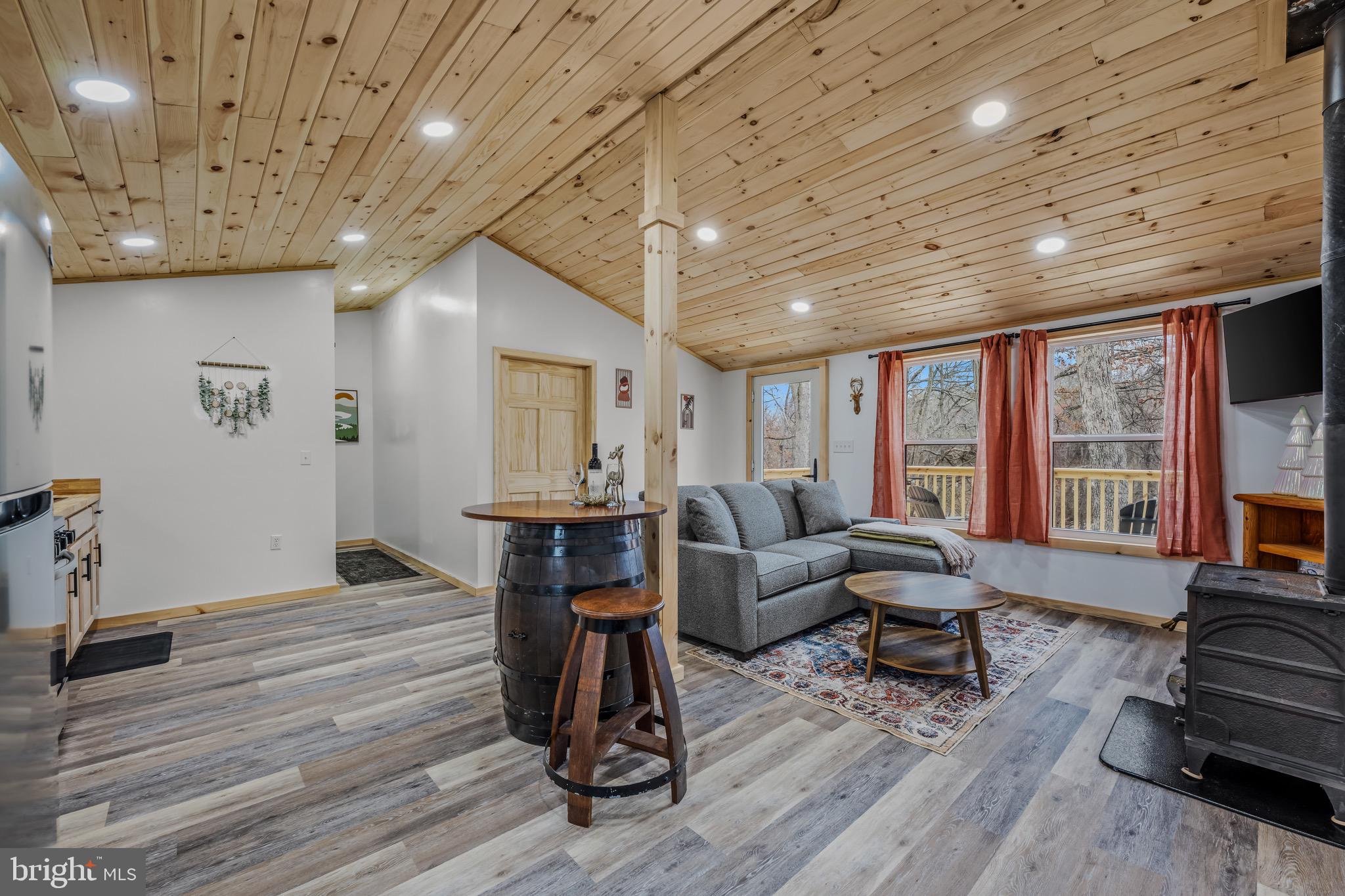 CACAPON RIDGE - Residential