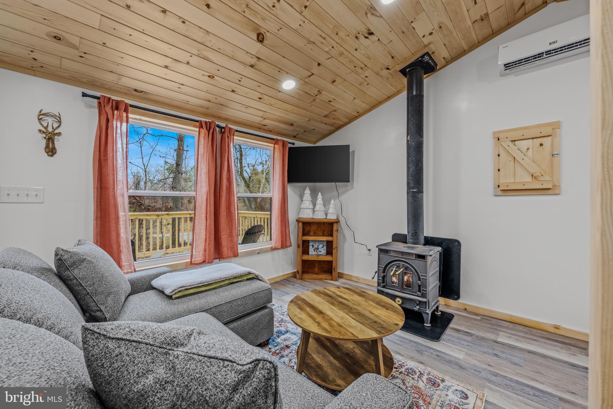 CACAPON RIDGE - Residential