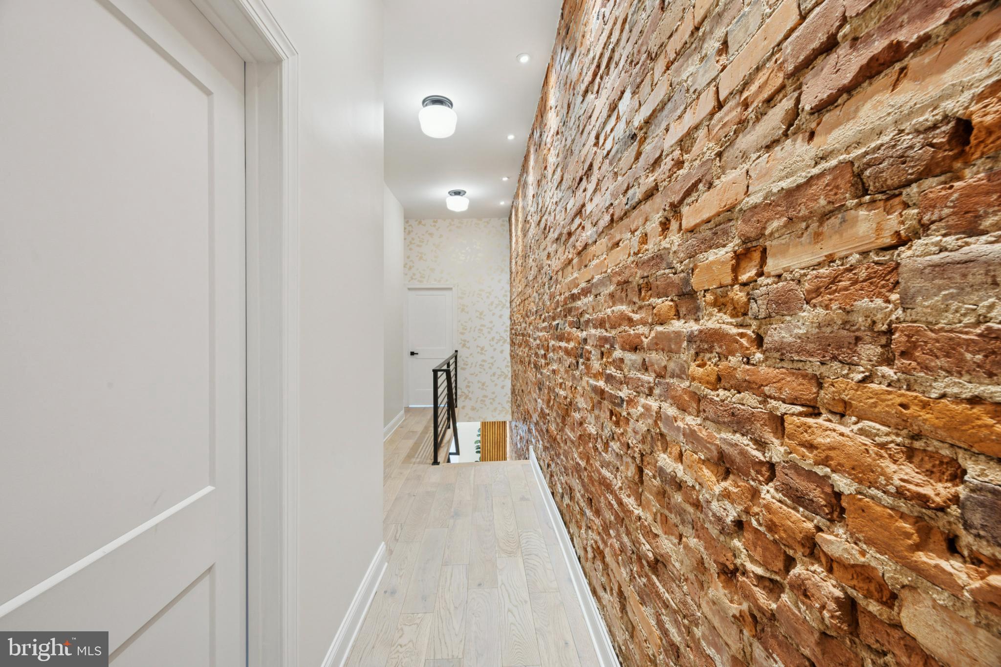 UNIVERSITY CITY - Residential