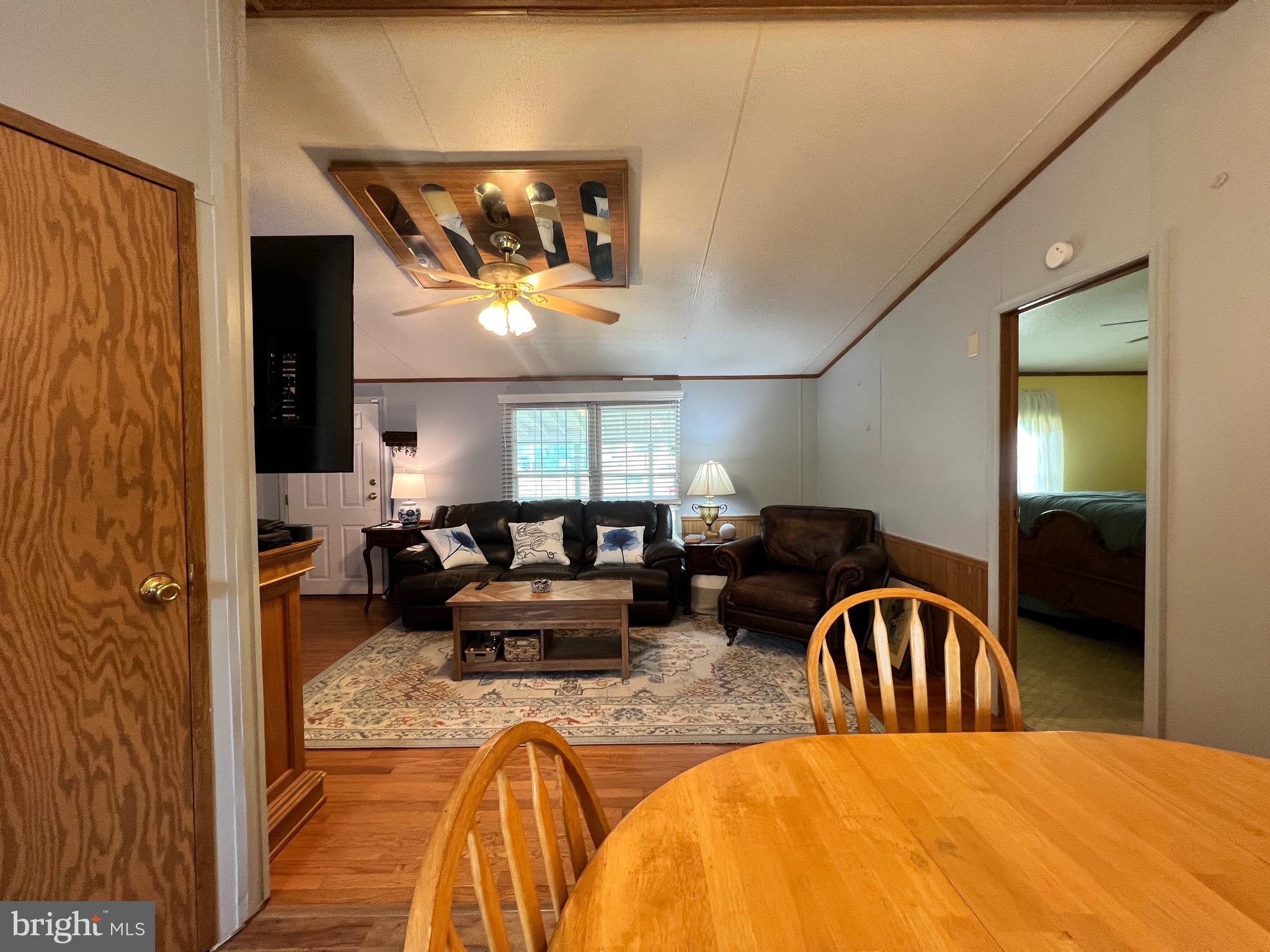 FOX GLEN - Residential Lease