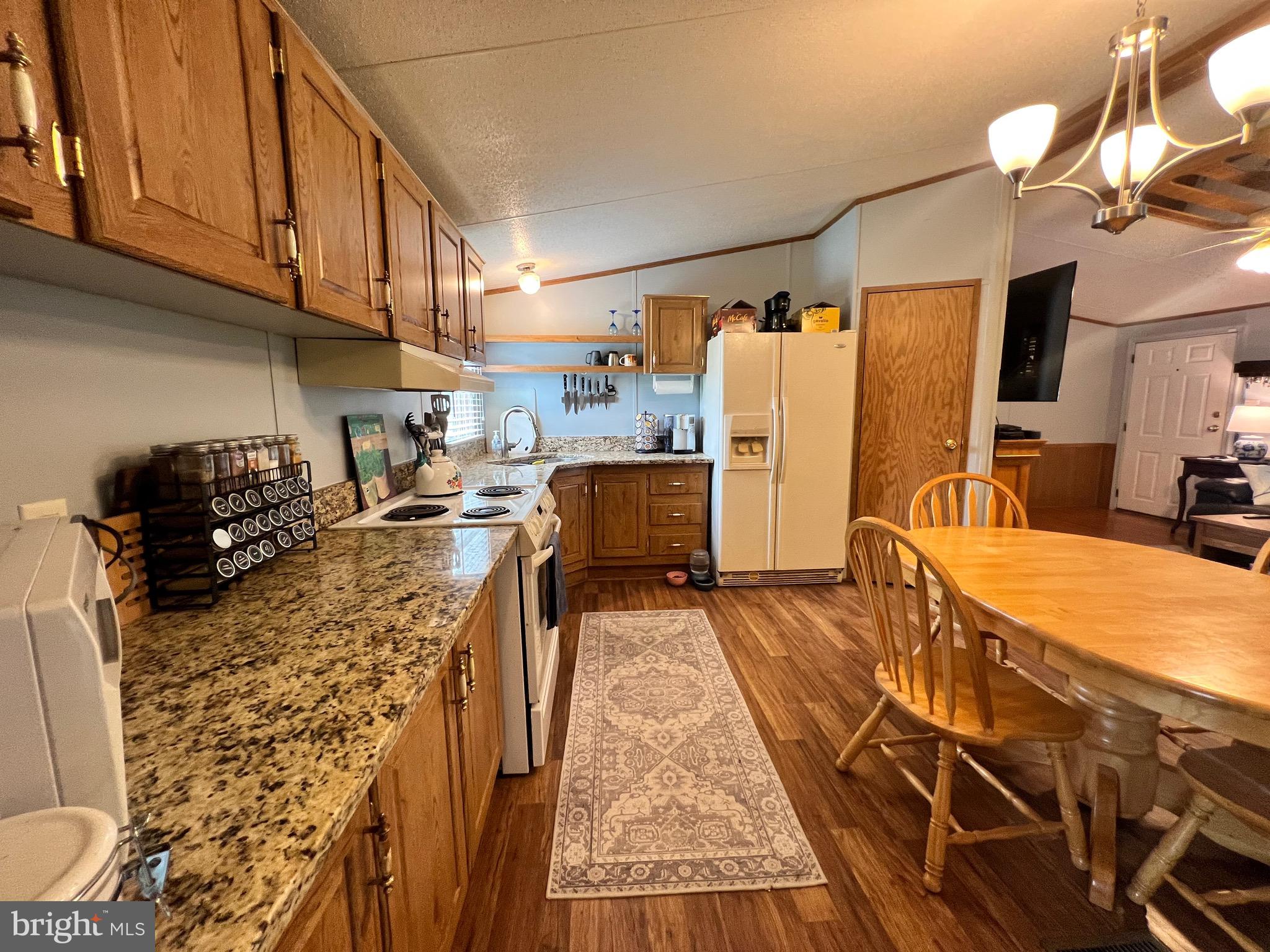 FOX GLEN - Residential Lease