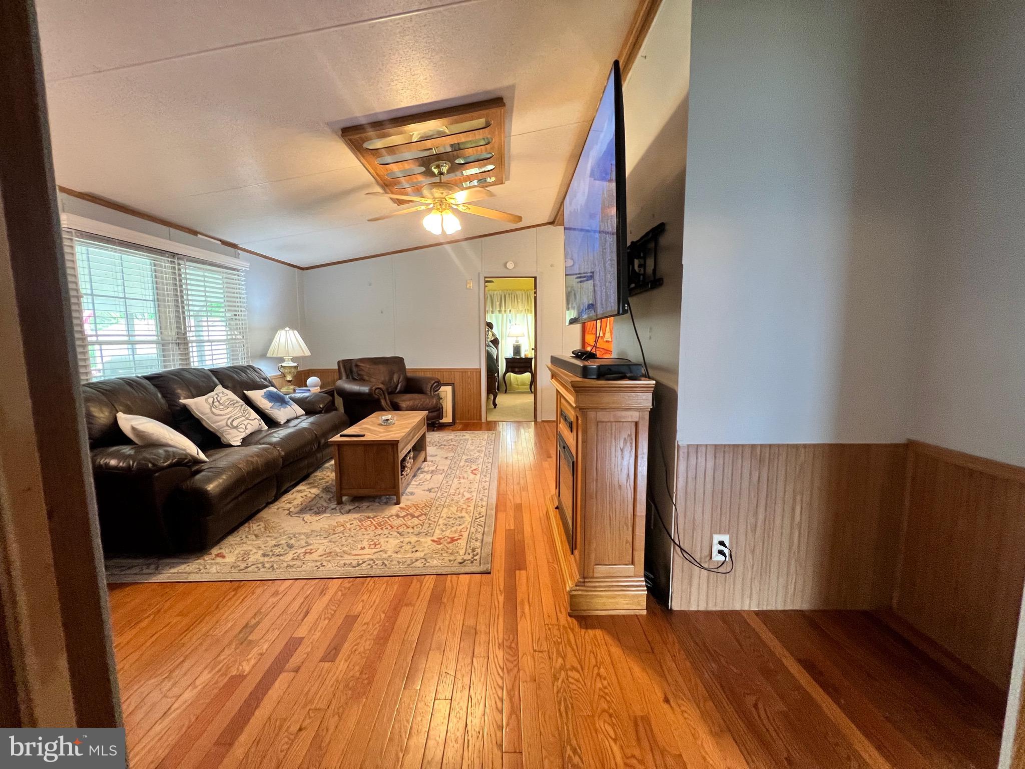 FOX GLEN - Residential Lease