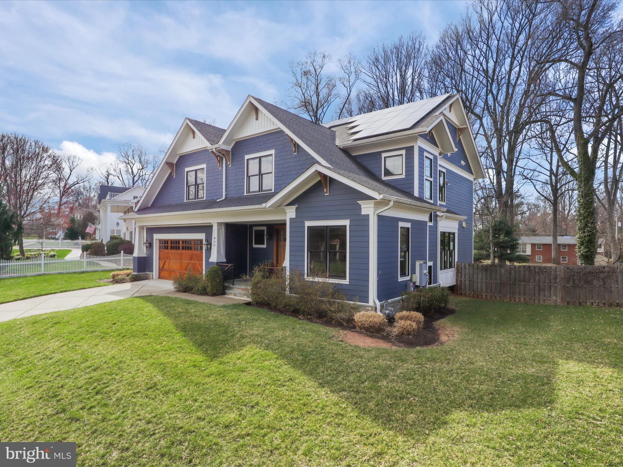 403 COLIN LANE NW