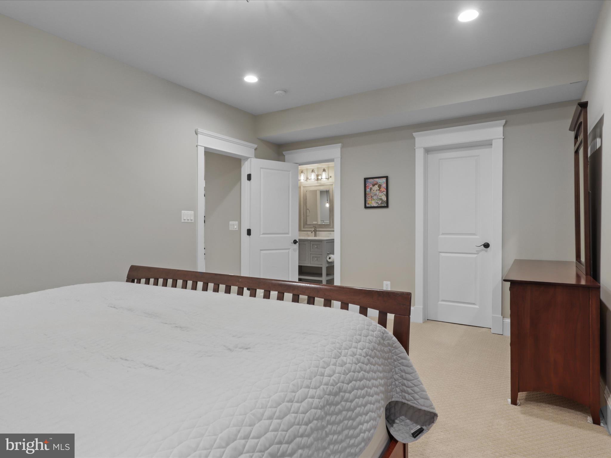 BLAIR WOODS - Residential