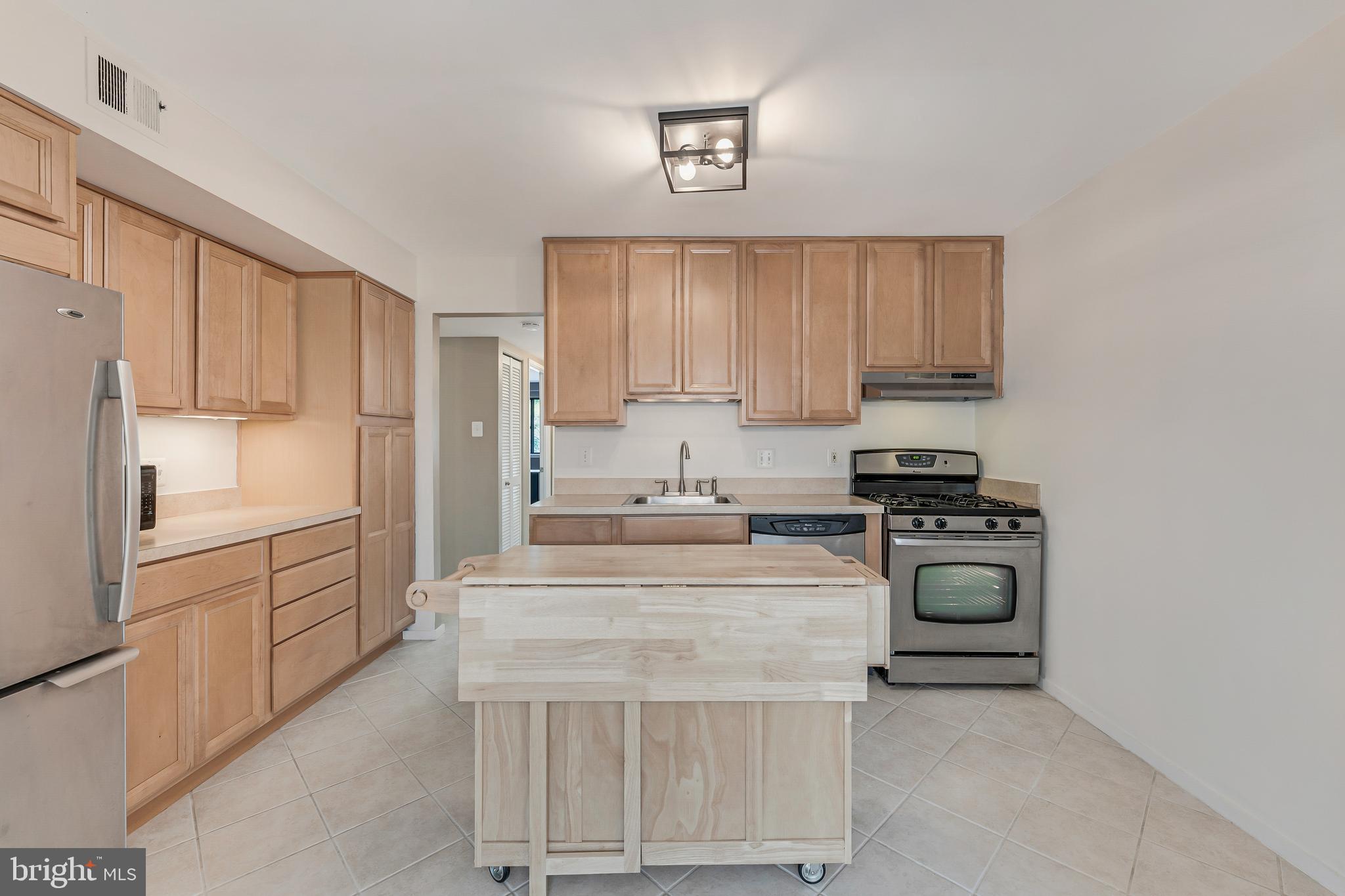 BENTANA PARK - Residential