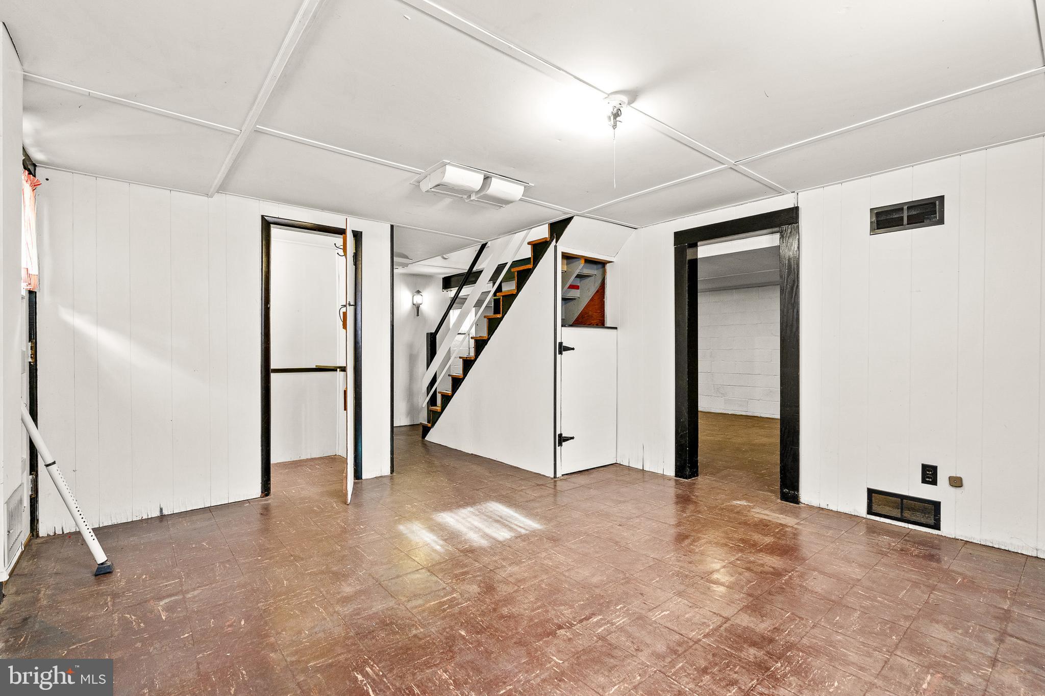 LUTHERVILLE - Residential