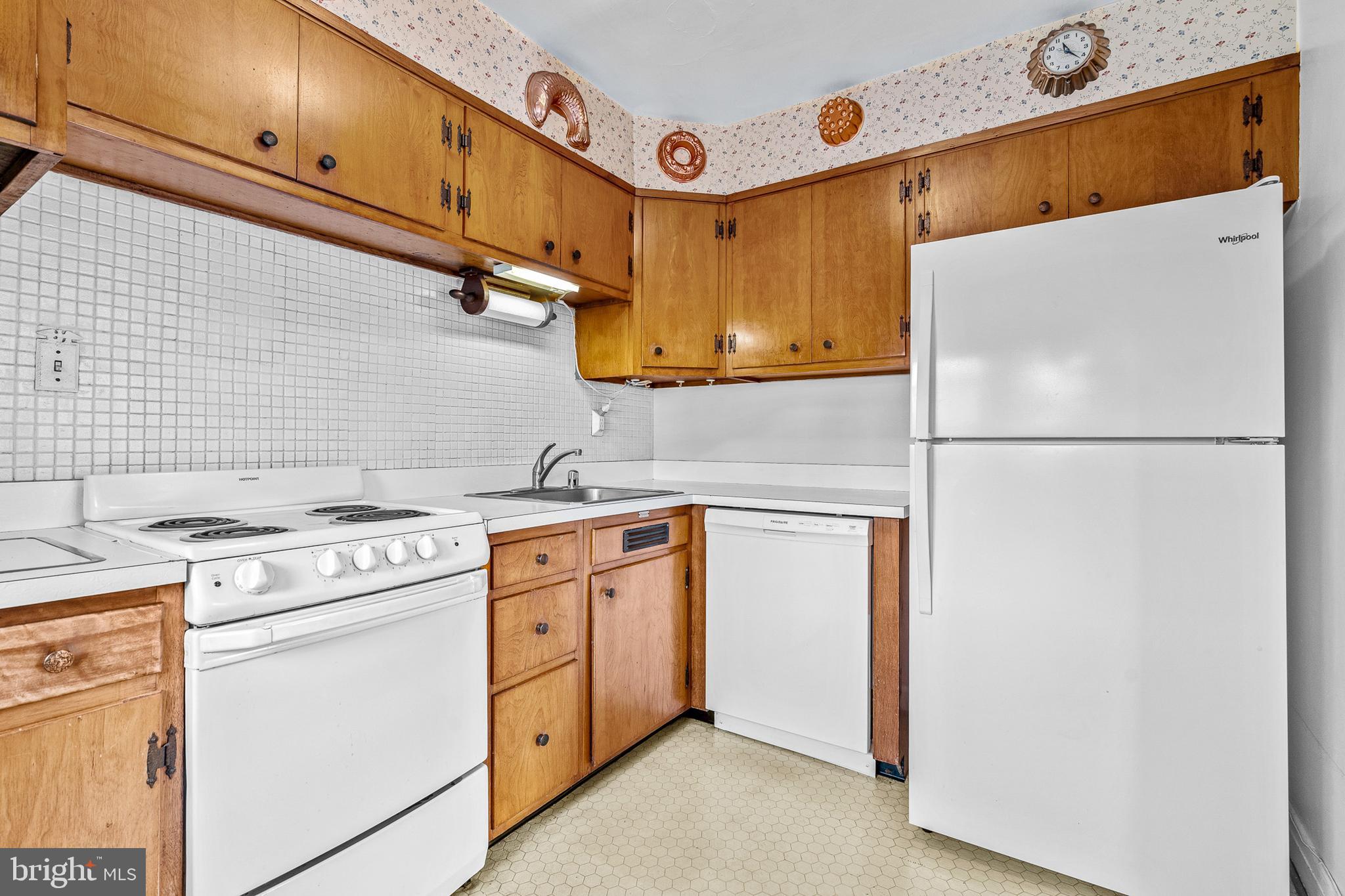 LUTHERVILLE - Residential