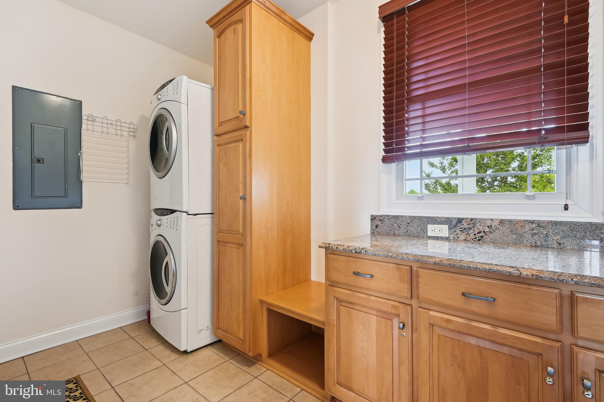 KENT ISLAND - Residential