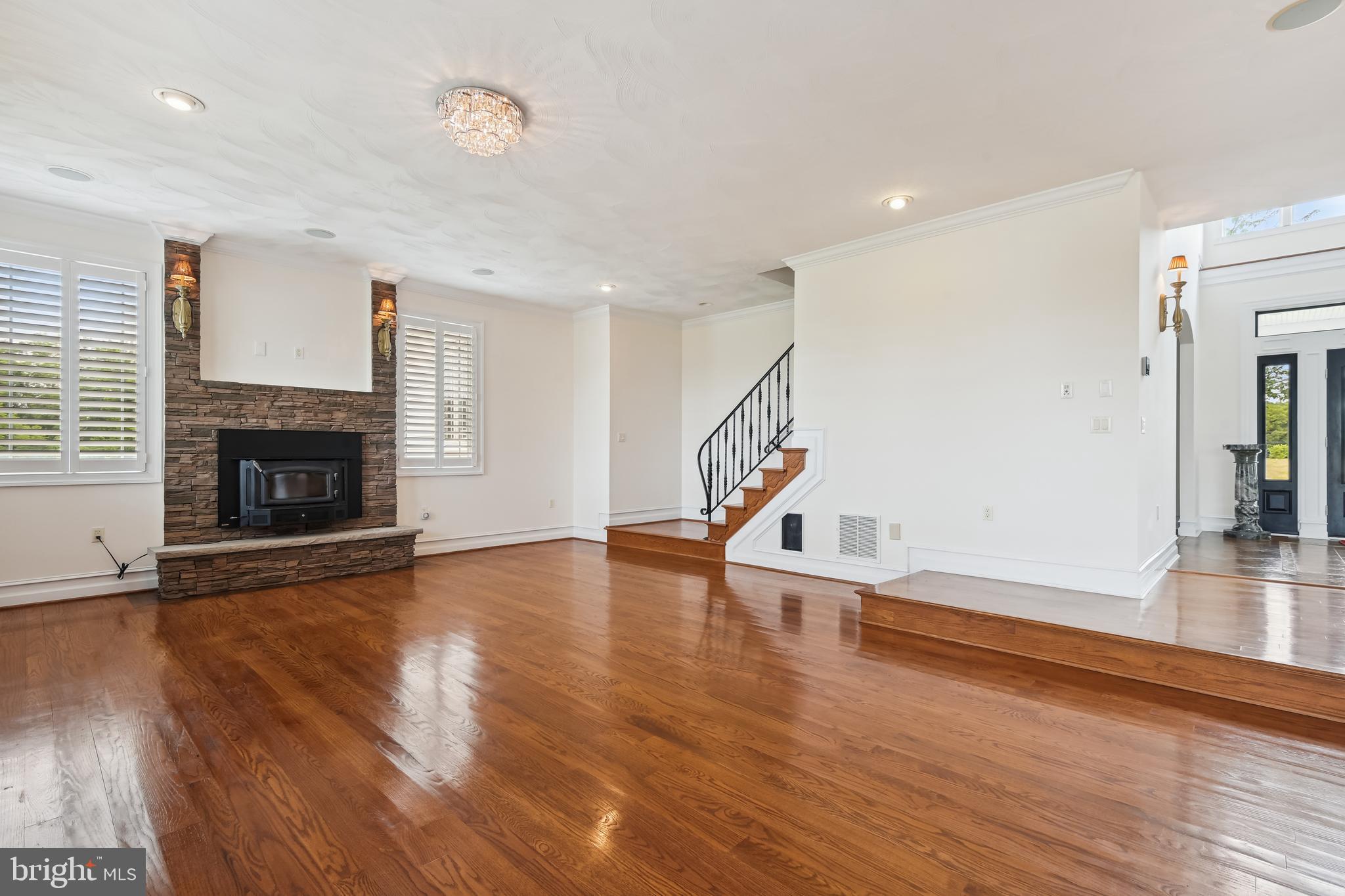 KENT ISLAND - Residential