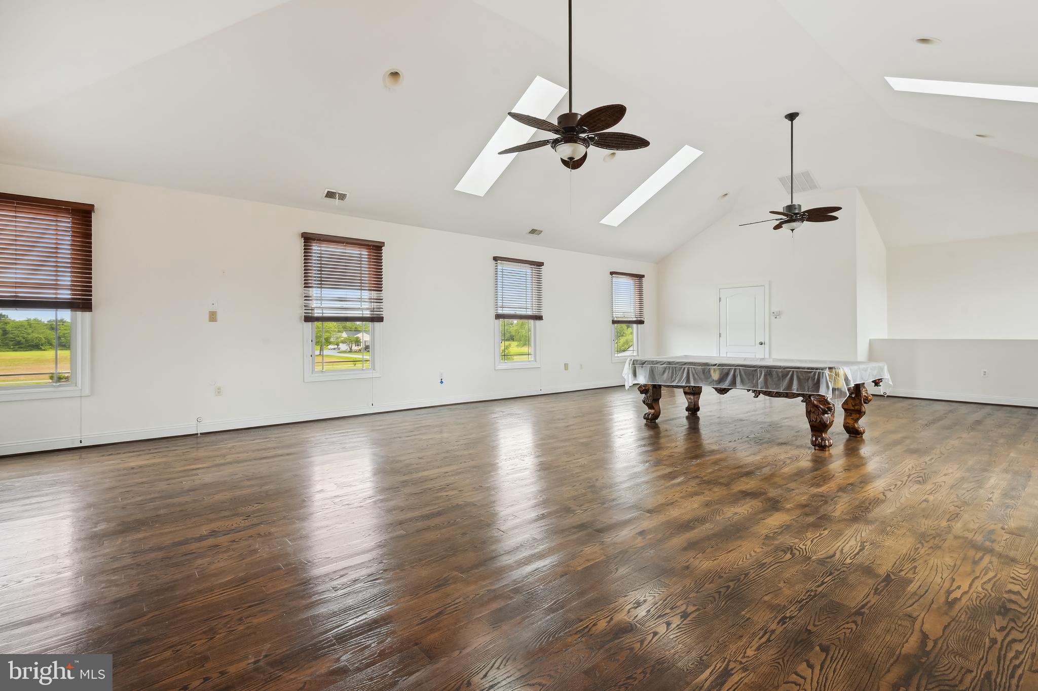 KENT ISLAND - Residential